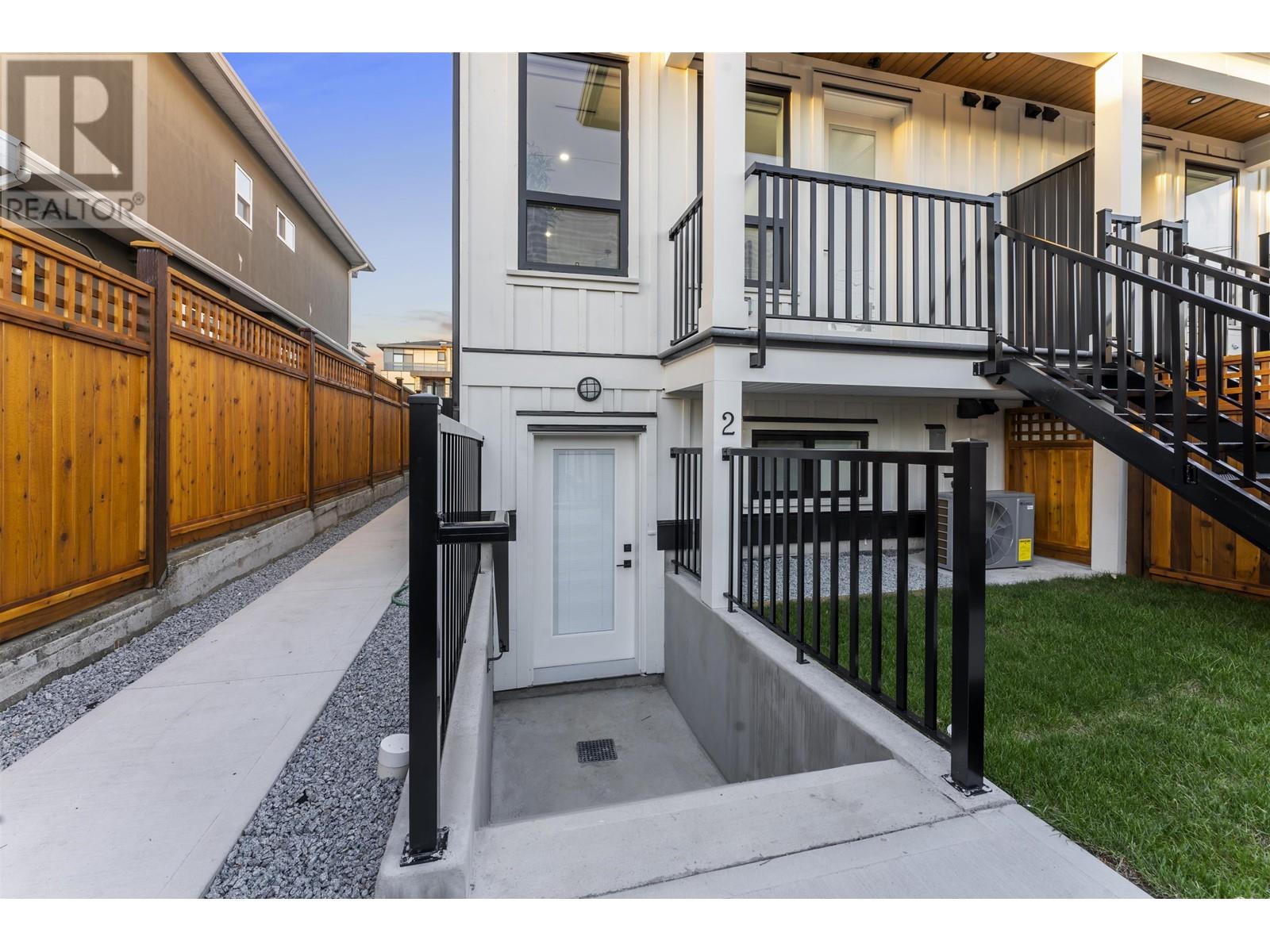 1552 E 60th Avenue, Vancouver, British Columbia  V5P 2H3 - Photo 30 - R2824012