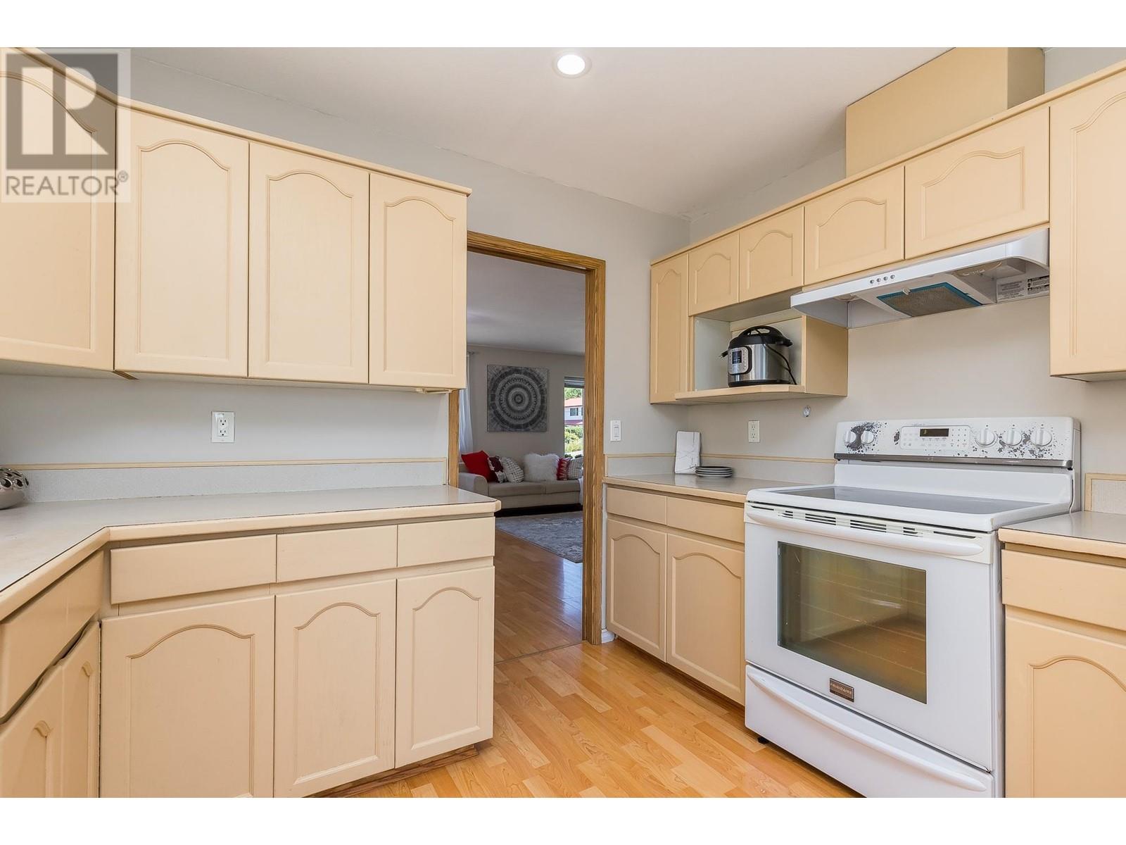 12401 Edge Street, Maple Ridge, British Columbia  V2X 0B3 - Photo 8 - R2823739