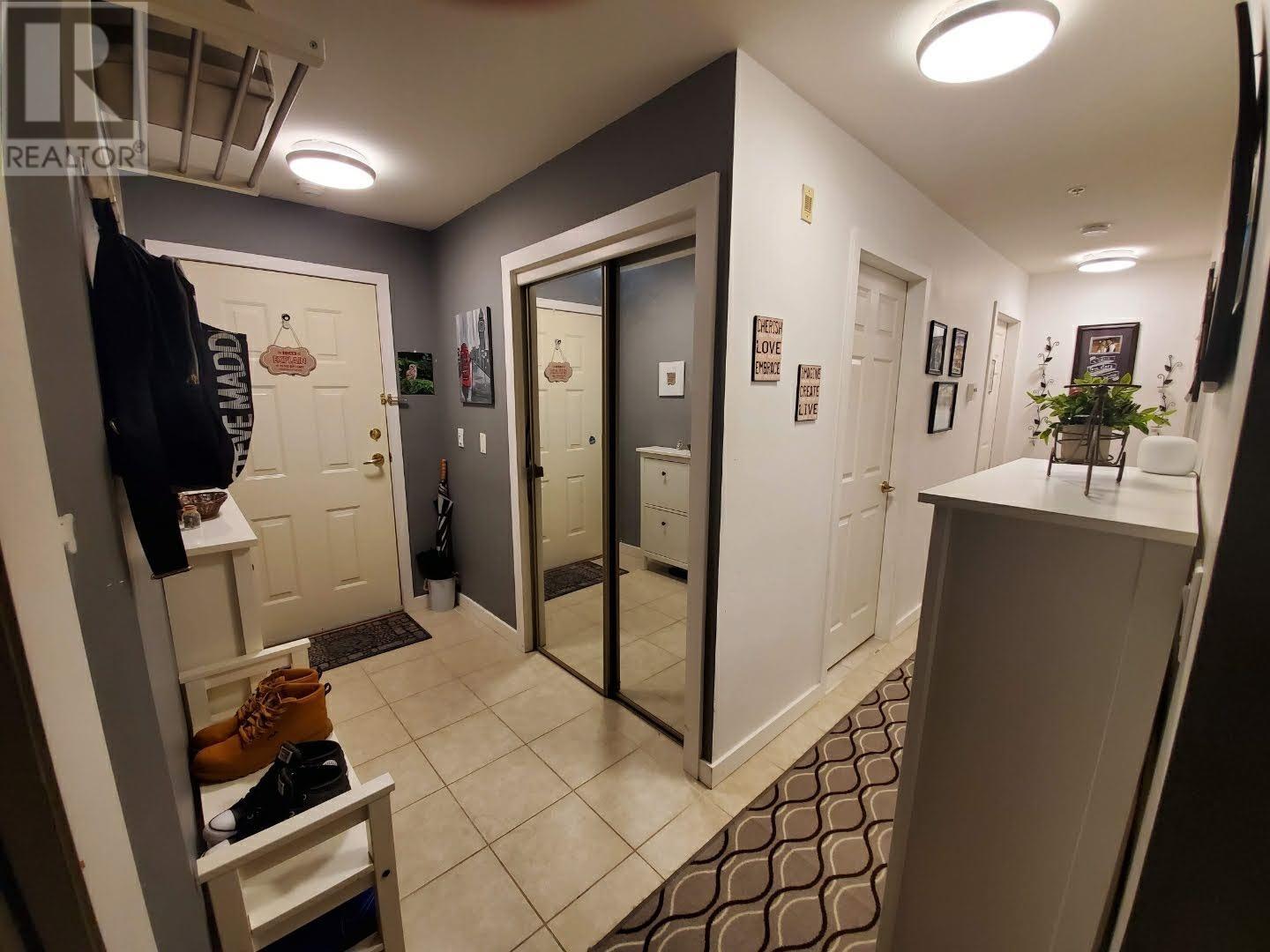 206 1132 Dufferin Street, Coquitlam, British Columbia  V3B 7M8 - Photo 4 - R2823829