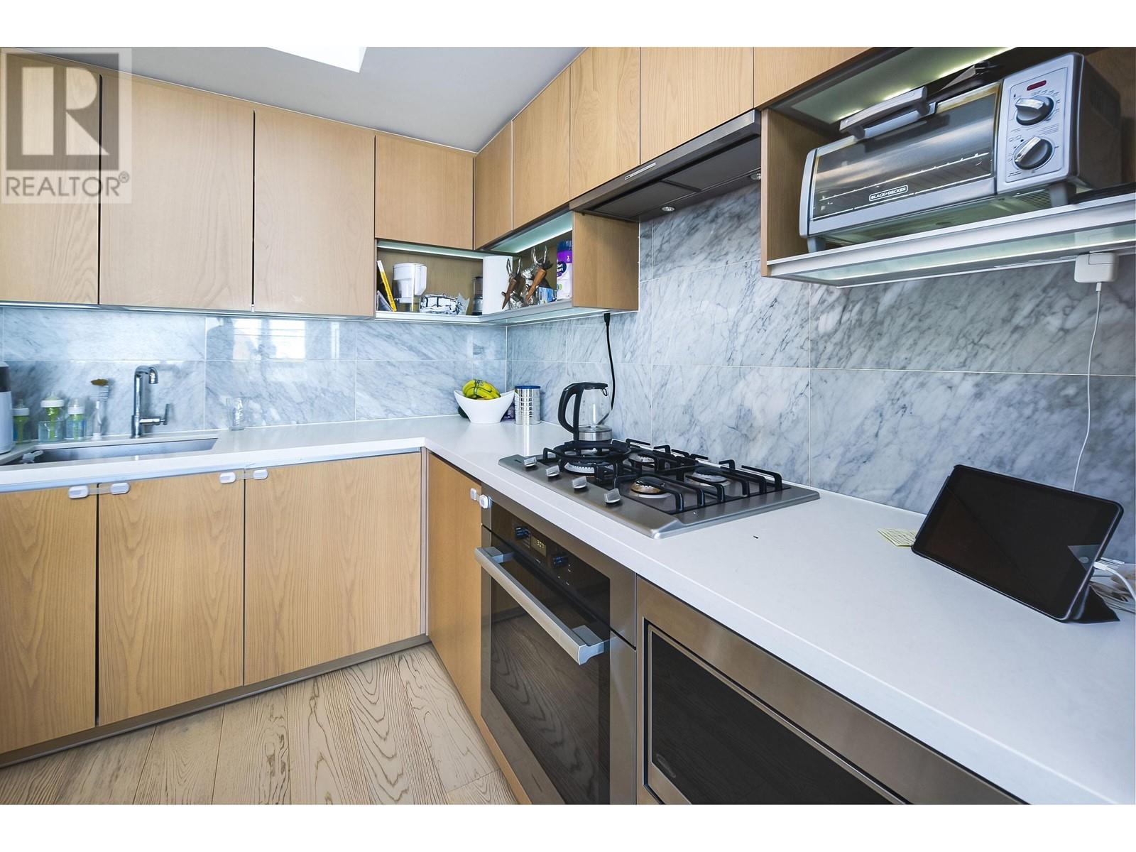 2016 68 Smithe Street, Vancouver, British Columbia  V6B 0P4 - Photo 11 - R2823999