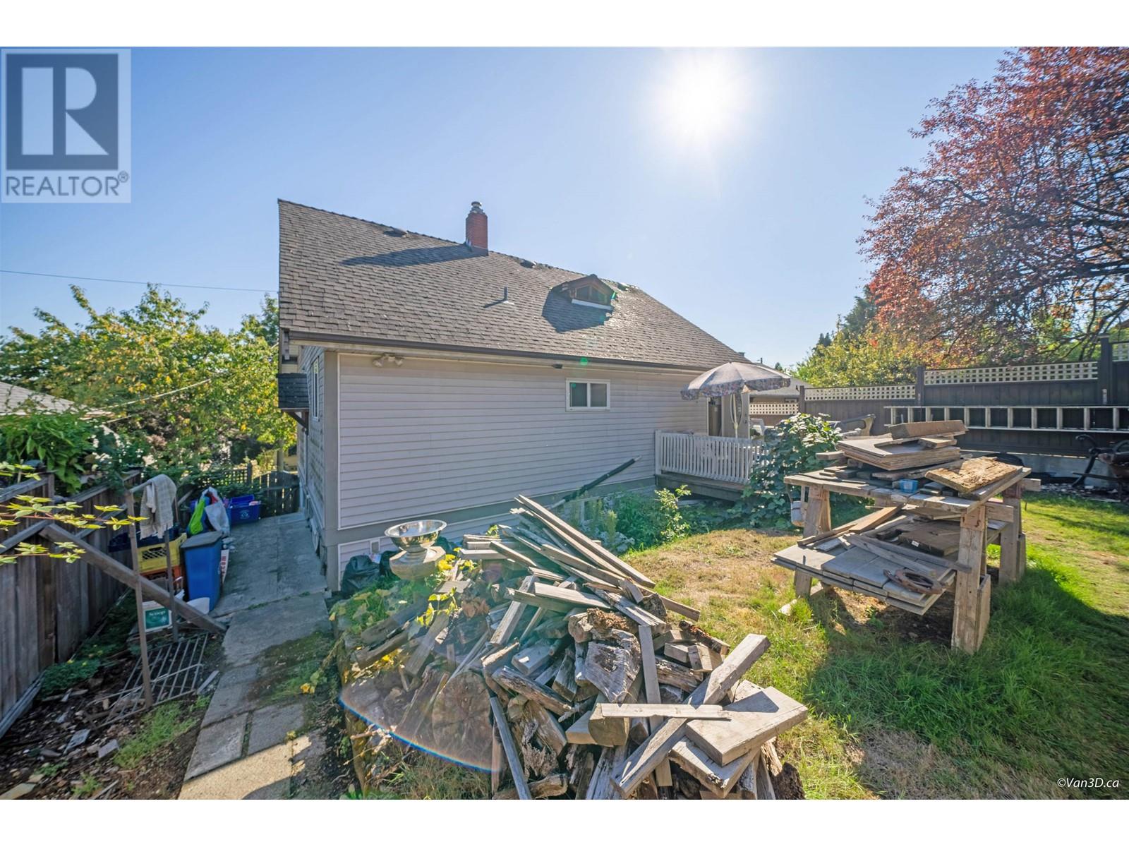413 Garrett Street, New Westminster, British Columbia  V3L 3S1 - Photo 10 - R2822327