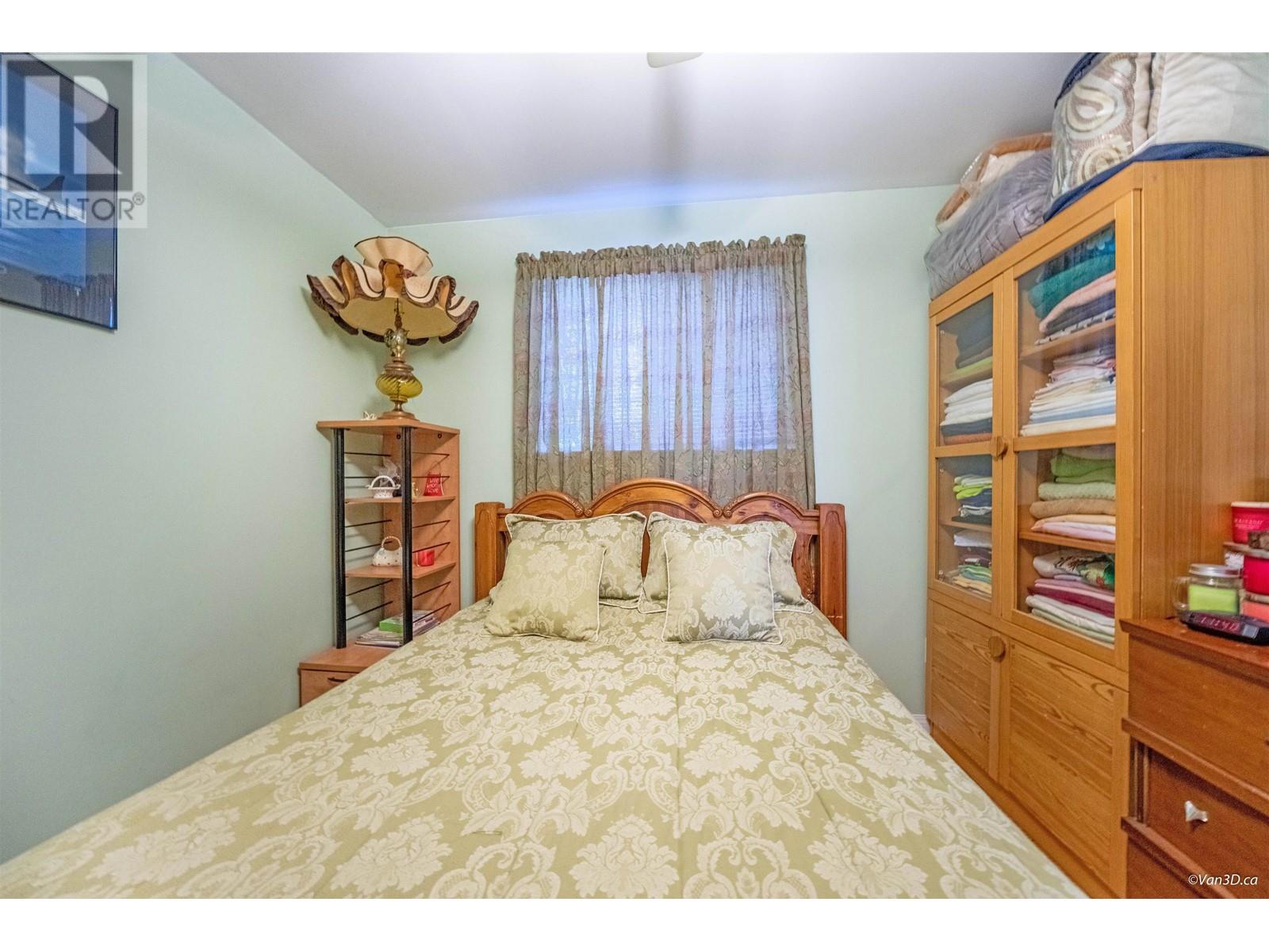 413 Garrett Street, New Westminster, British Columbia  V3L 3S1 - Photo 12 - R2822327