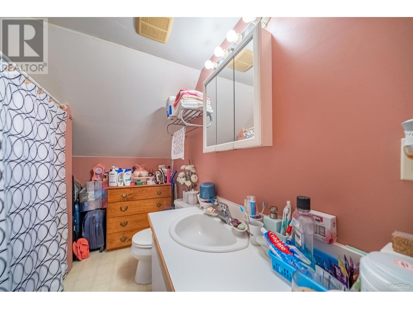 413 Garrett Street, New Westminster, British Columbia  V3L 3S1 - Photo 13 - R2822327