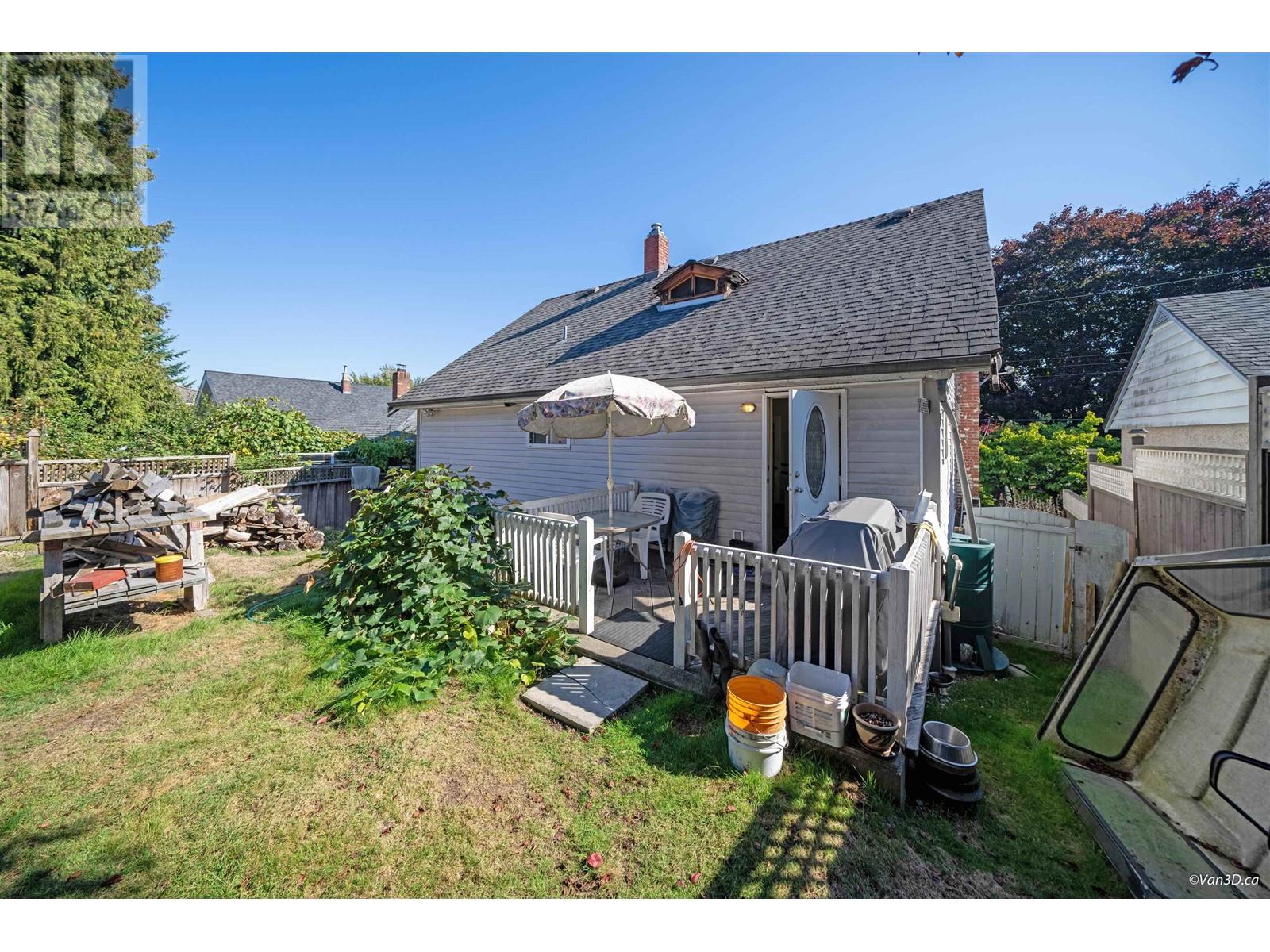 413 Garrett Street, New Westminster, British Columbia  V3L 3S1 - Photo 37 - R2822327
