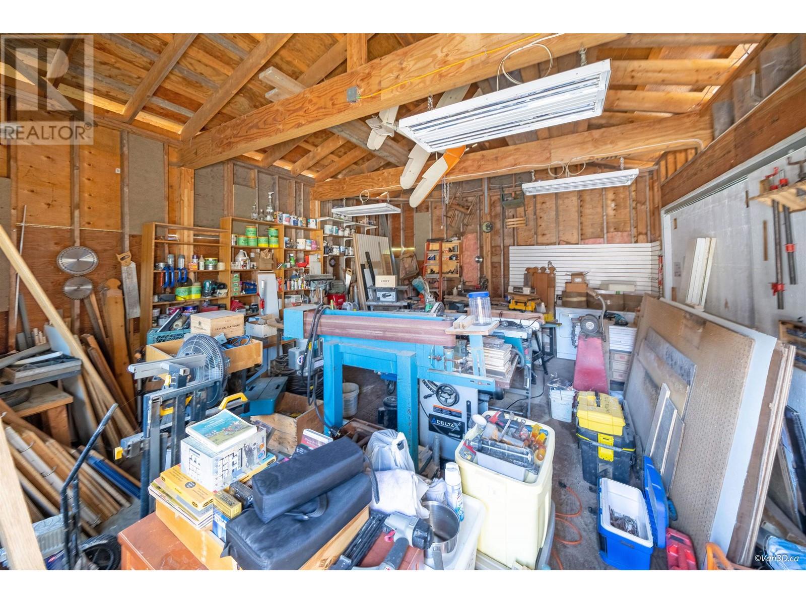 413 Garrett Street, New Westminster, British Columbia  V3L 3S1 - Photo 35 - R2822327