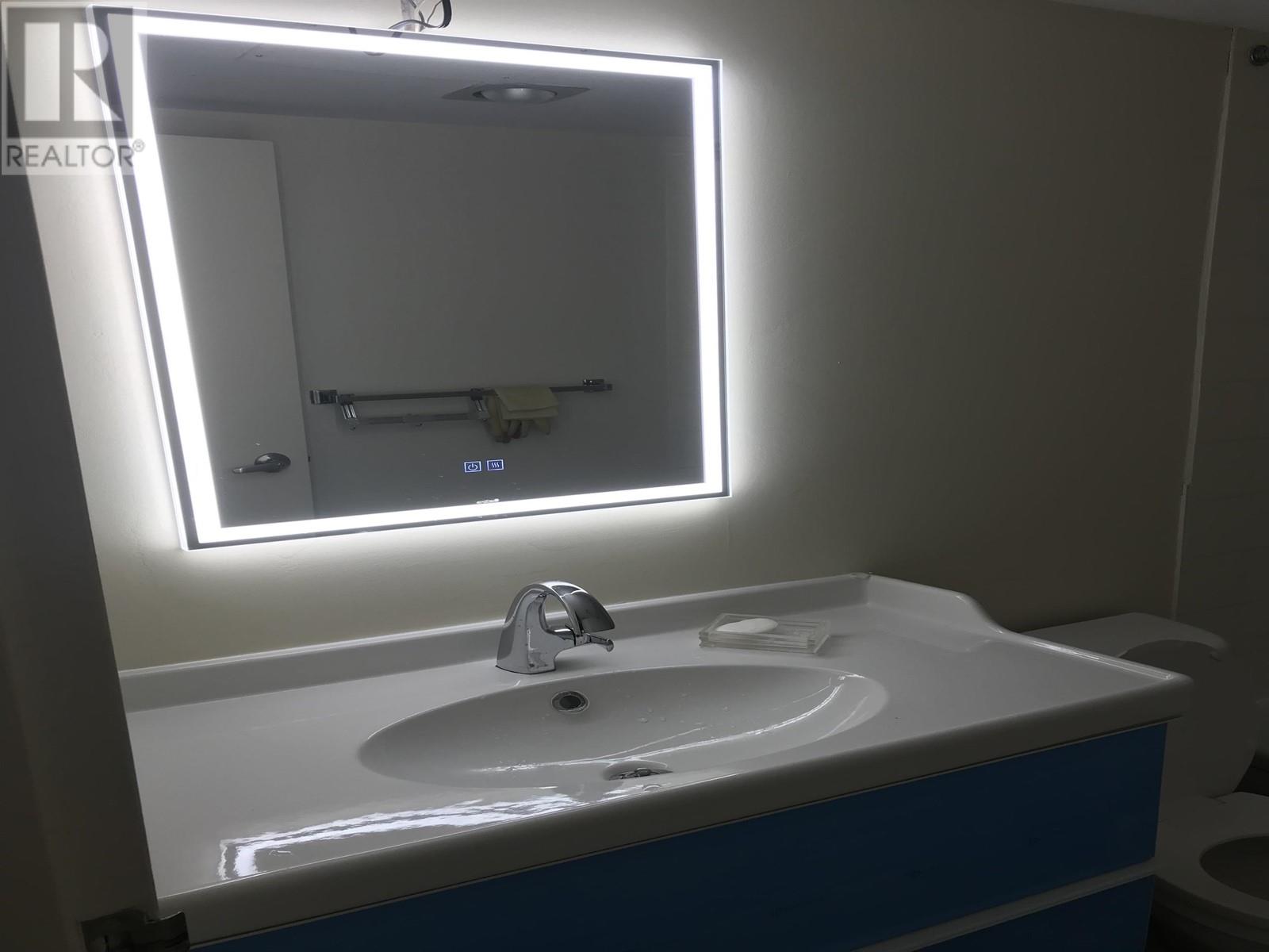 1306 2012 Fullerton Avenue, North Vancouver, British Columbia  V7P 3E3 - Photo 12 - R2822762