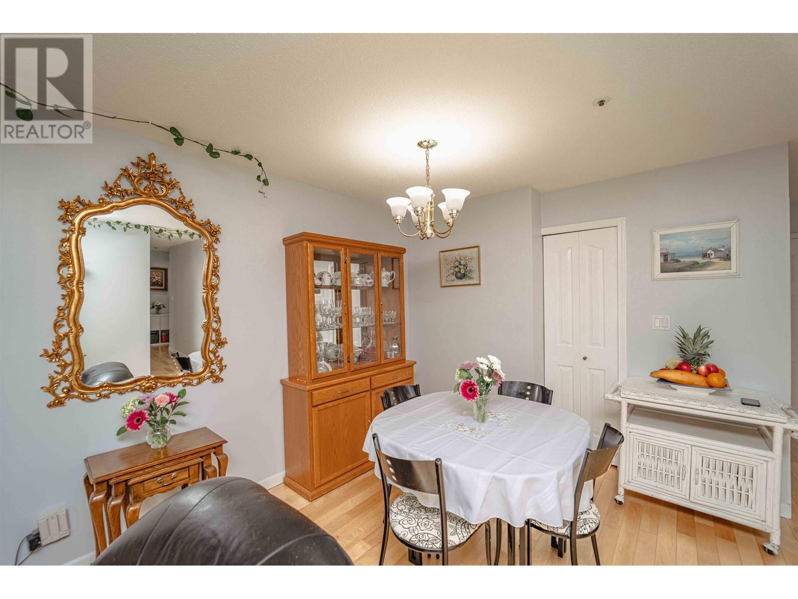 304 3668 Rae Avenue, Vancouver, British Columbia  V5R 6A7 - Photo 10 - R2822826