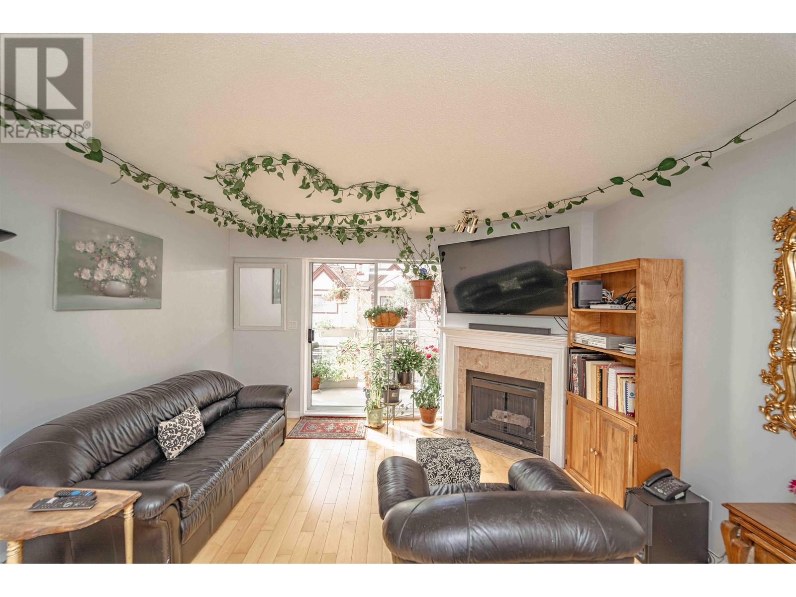 304 3668 Rae Avenue, Vancouver, British Columbia  V5R 6A7 - Photo 15 - R2822826
