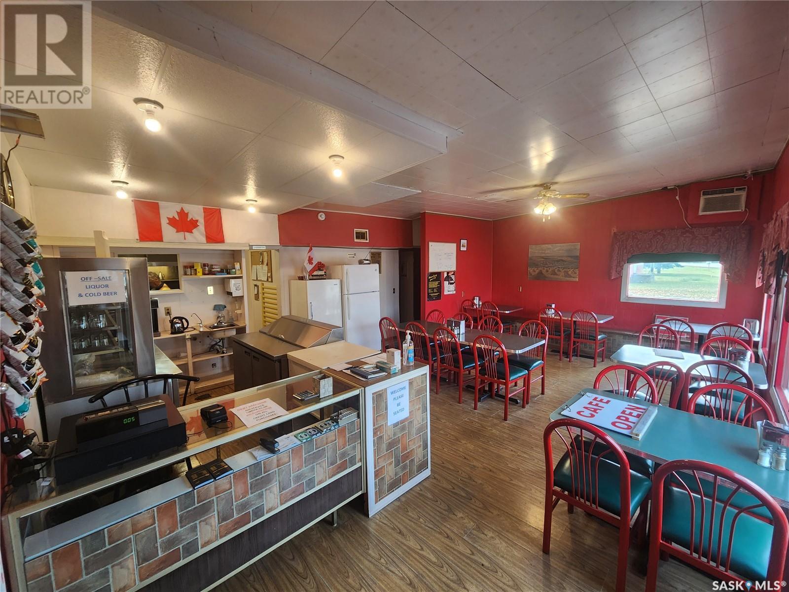 Hi-Way Cafe, Eyebrow, Saskatchewan  S0H 0C8 - Photo 46 - SK948534