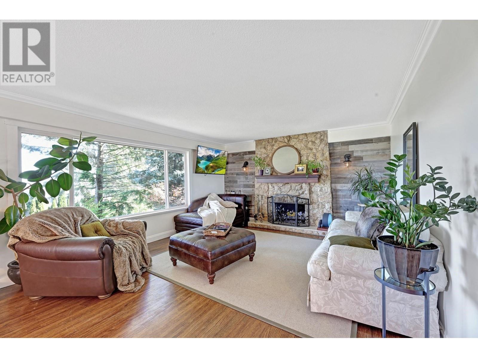 972 Ranch Park Way, Coquitlam, British Columbia  V3C 2H1 - Photo 3 - R2823574