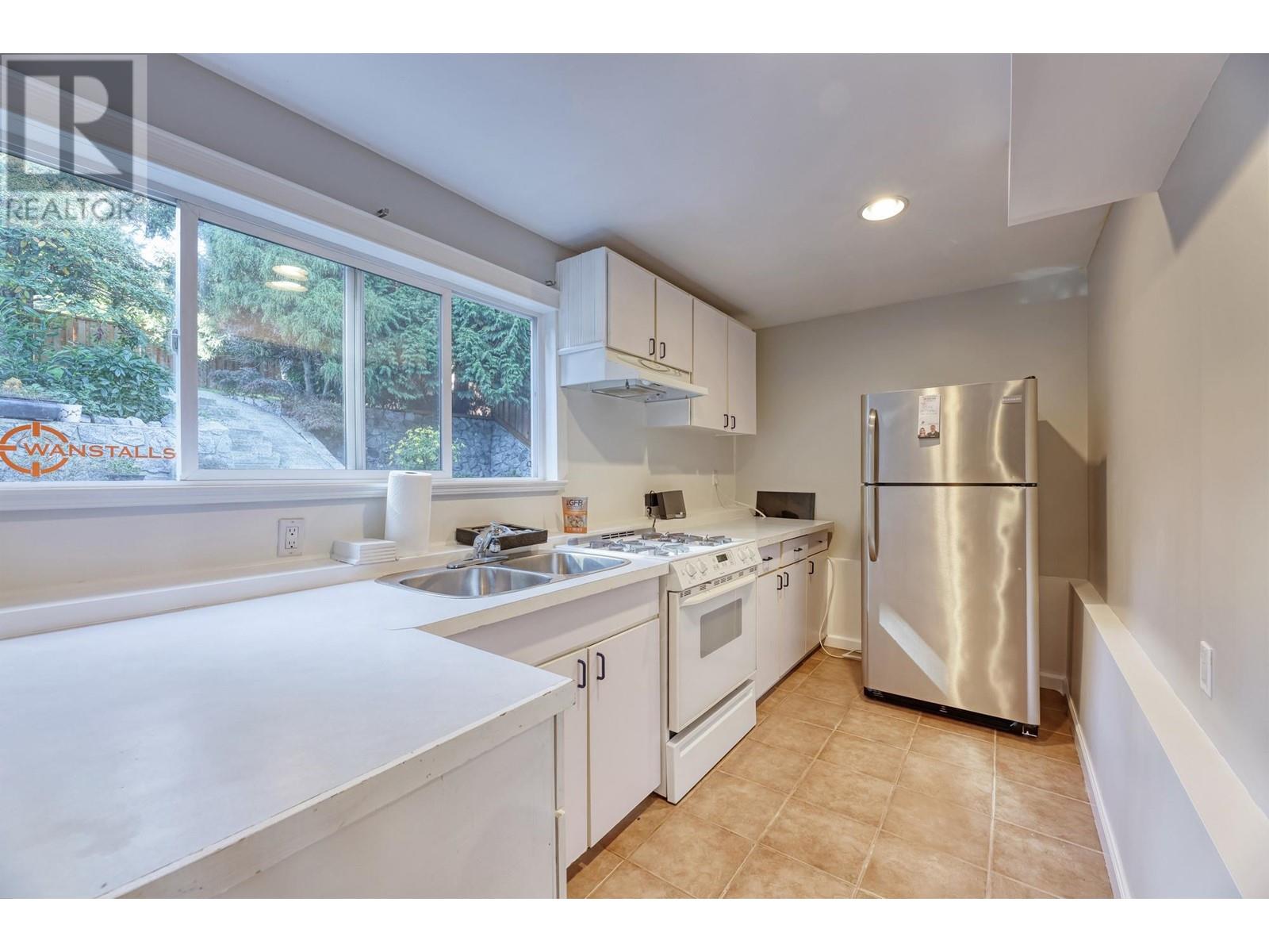 972 Ranch Park Way, Coquitlam, British Columbia  V3C 2H1 - Photo 30 - R2823574