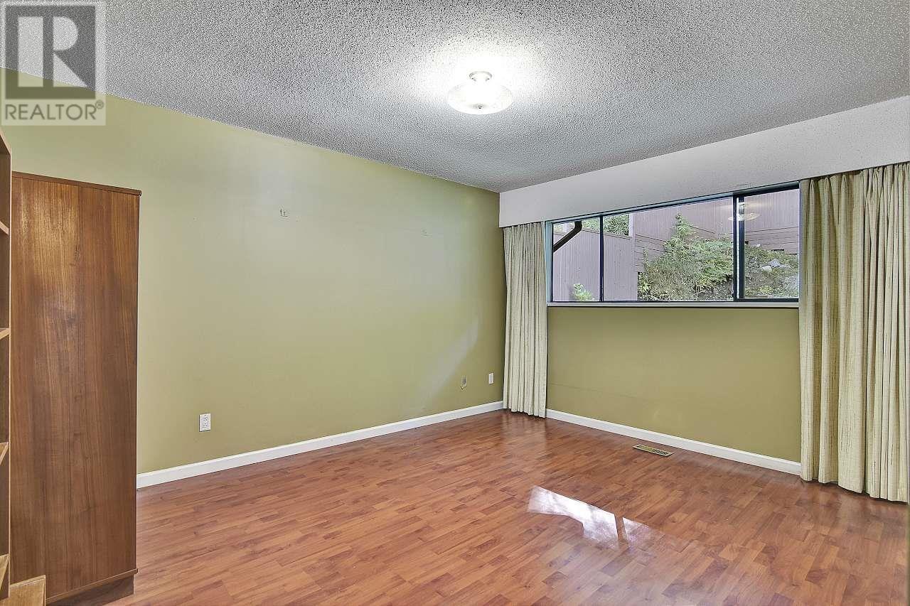 1046 Buoy Drive, Coquitlam, British Columbia  V3H 3E6 - Photo 21 - R2824105
