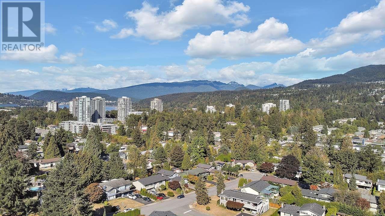 1046 Buoy Drive, Coquitlam, British Columbia  V3H 3E6 - Photo 32 - R2824105