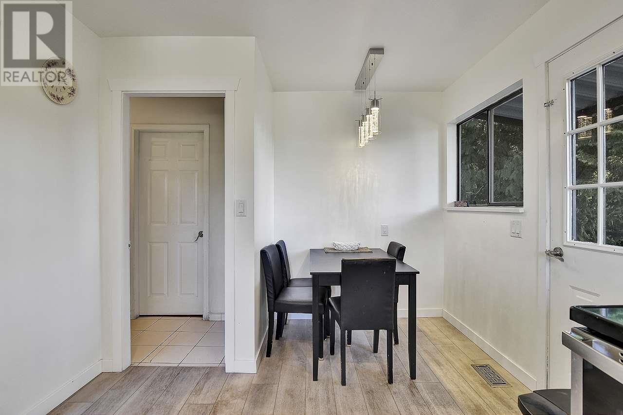 1046 Buoy Drive, Coquitlam, British Columbia  V3H 3E6 - Photo 9 - R2824105