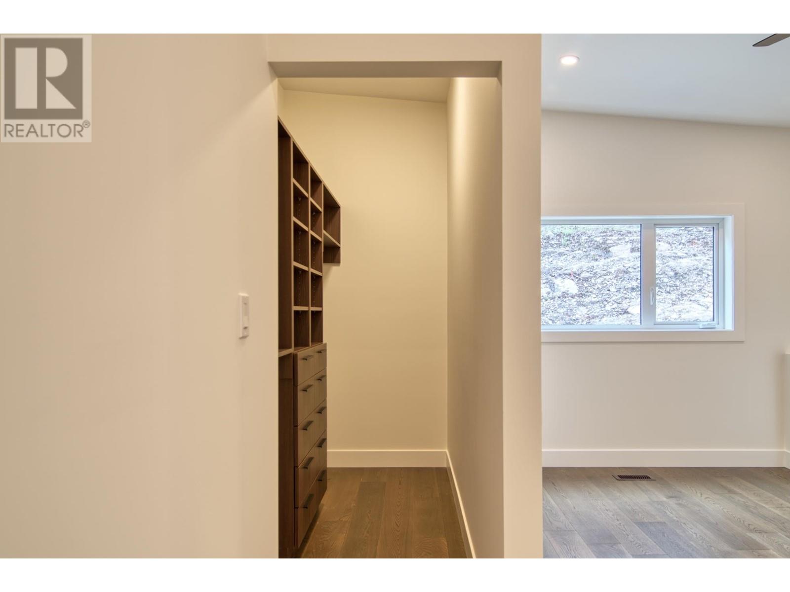 5415 Stellar Way, Sechelt, British Columbia  V7Z 0M1 - Photo 20 - R2824106