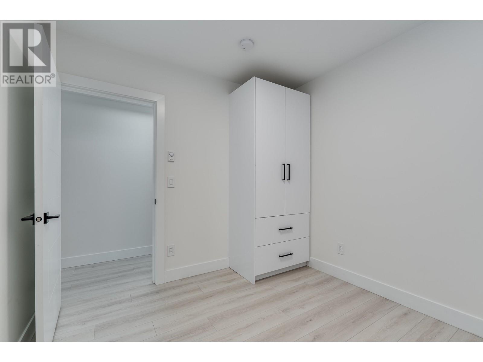 2287 E 41st Avenue, Vancouver, British Columbia  V5P 1L4 - Photo 18 - R2824007