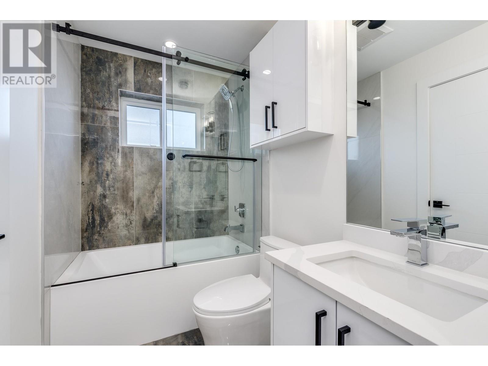 2287 E 41st Avenue, Vancouver, British Columbia  V5P 1L4 - Photo 14 - R2824007