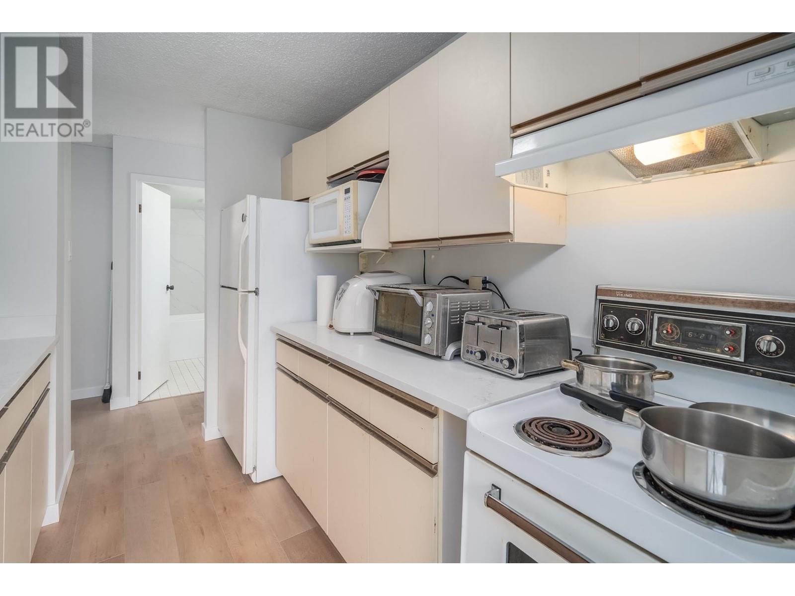 710 4105 Maywood Street, Burnaby, British Columbia  V5H 4A3 - Photo 11 - R2816772