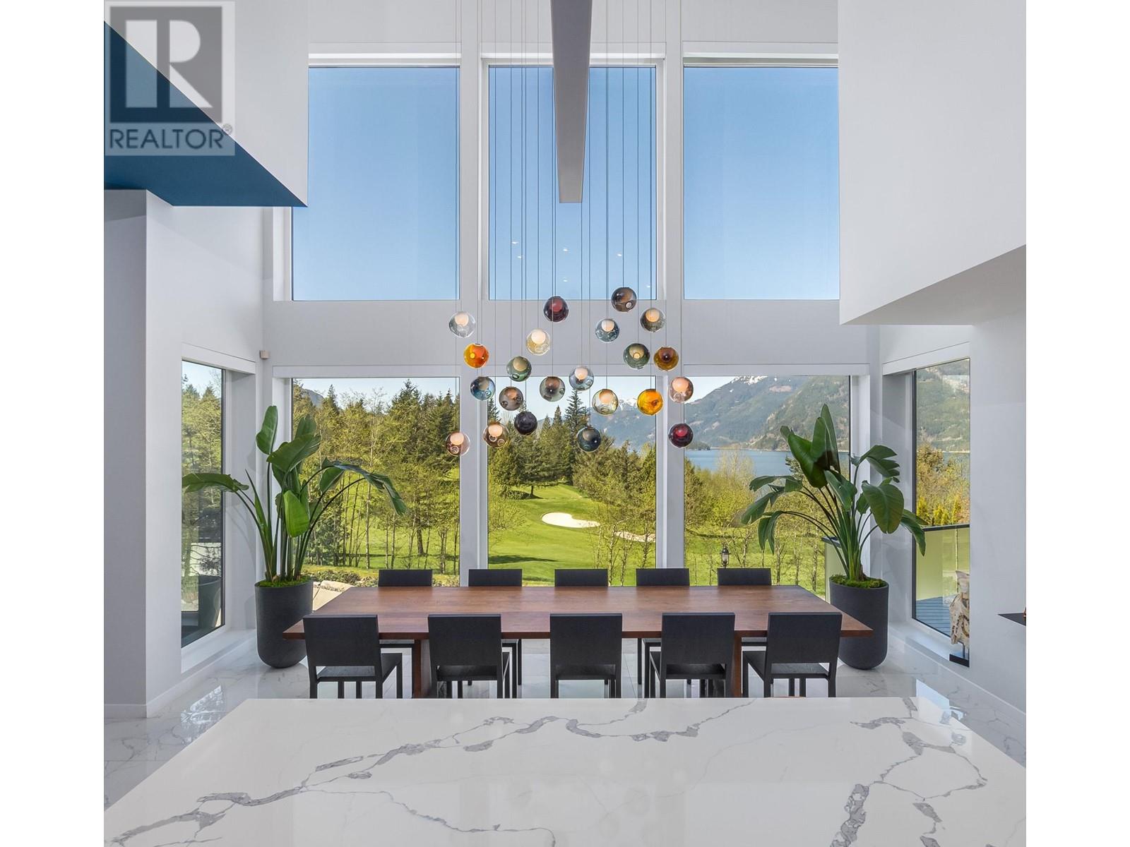 315 Furry Creek Drive, West Vancouver, British Columbia  V0N 3Z2 - Photo 2 - R2823920