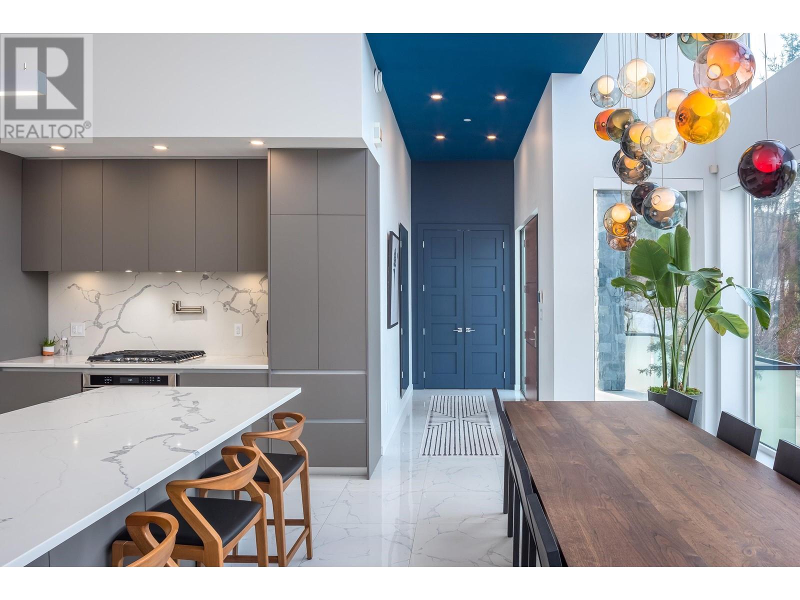 315 Furry Creek Drive, West Vancouver, British Columbia  V0N 3Z2 - Photo 10 - R2823920