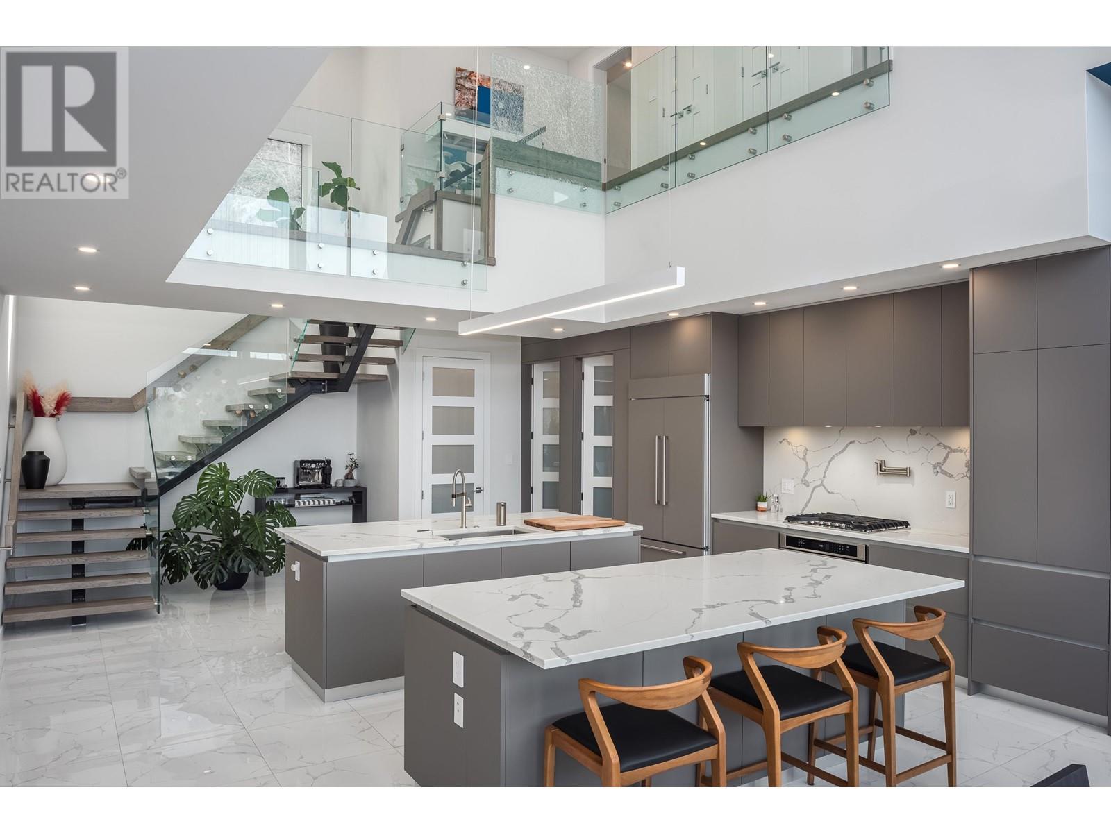 315 Furry Creek Drive, West Vancouver, British Columbia  V0N 3Z2 - Photo 16 - R2823920