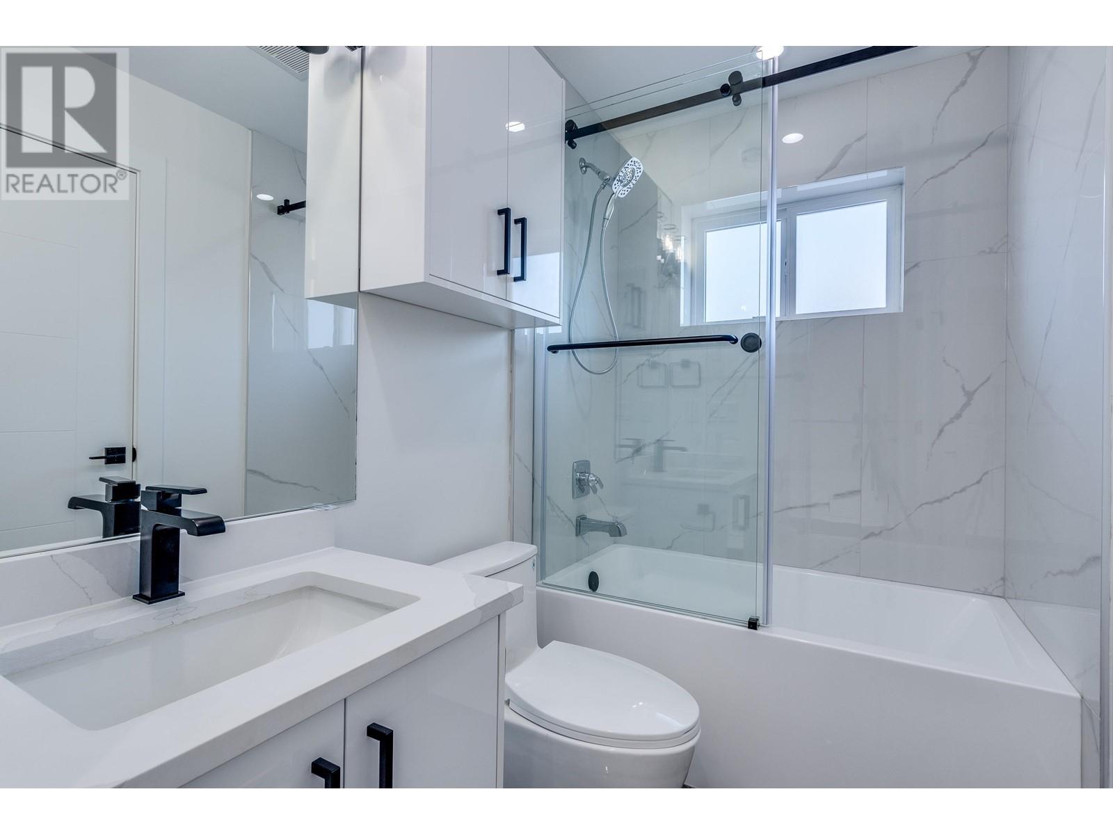 2289 E 41st Avenue, Vancouver, British Columbia  V5P 1L4 - Photo 13 - R2824083