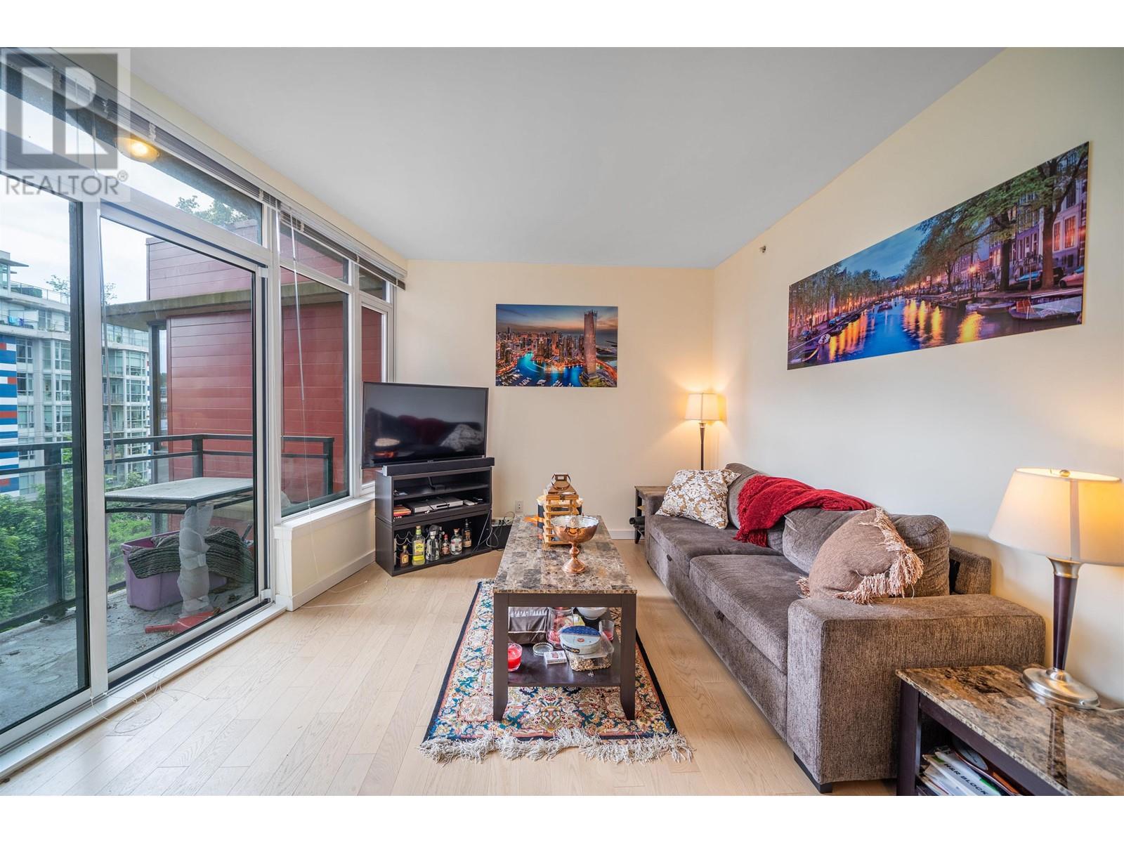 607 38 W 1st Avenue, Vancouver, British Columbia  V5Y 3K8 - Photo 3 - R2821877