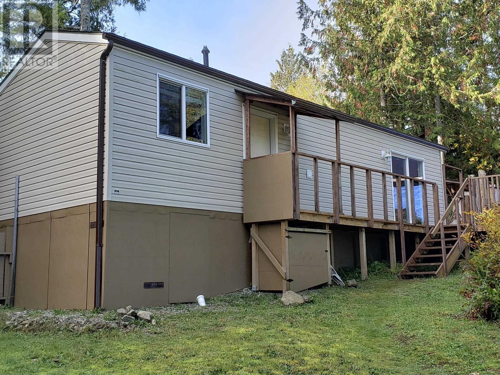 5341 Mountainview Road, Madeira Park, British Columbia  V0N 2H4 - Photo 2 - R2823692