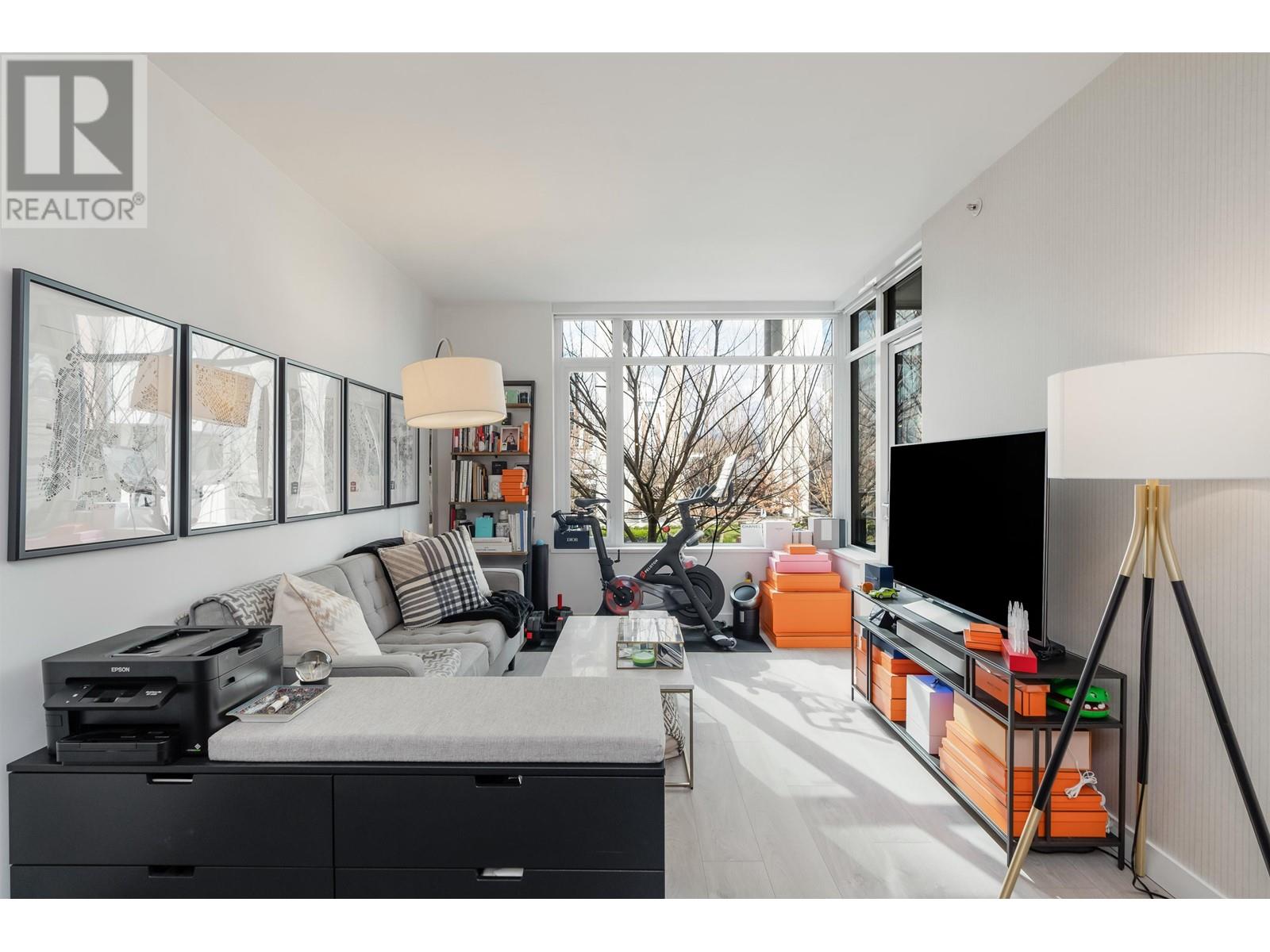209 110 Switchmen Street, Vancouver, British Columbia  V6A 0C6 - Photo 2 - R2824124