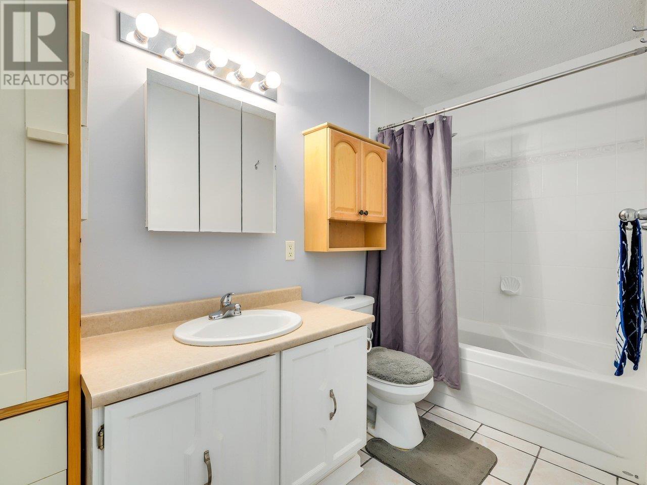 241 5421 10 Avenue, Delta, British Columbia  V4M 3T9 - Photo 21 - R2824134