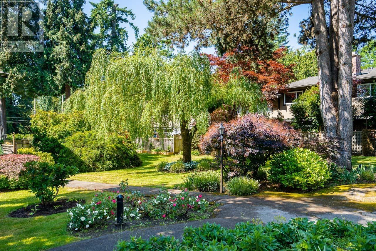 136 3300 CAPILANO ROAD, north vancouver, British Columbia