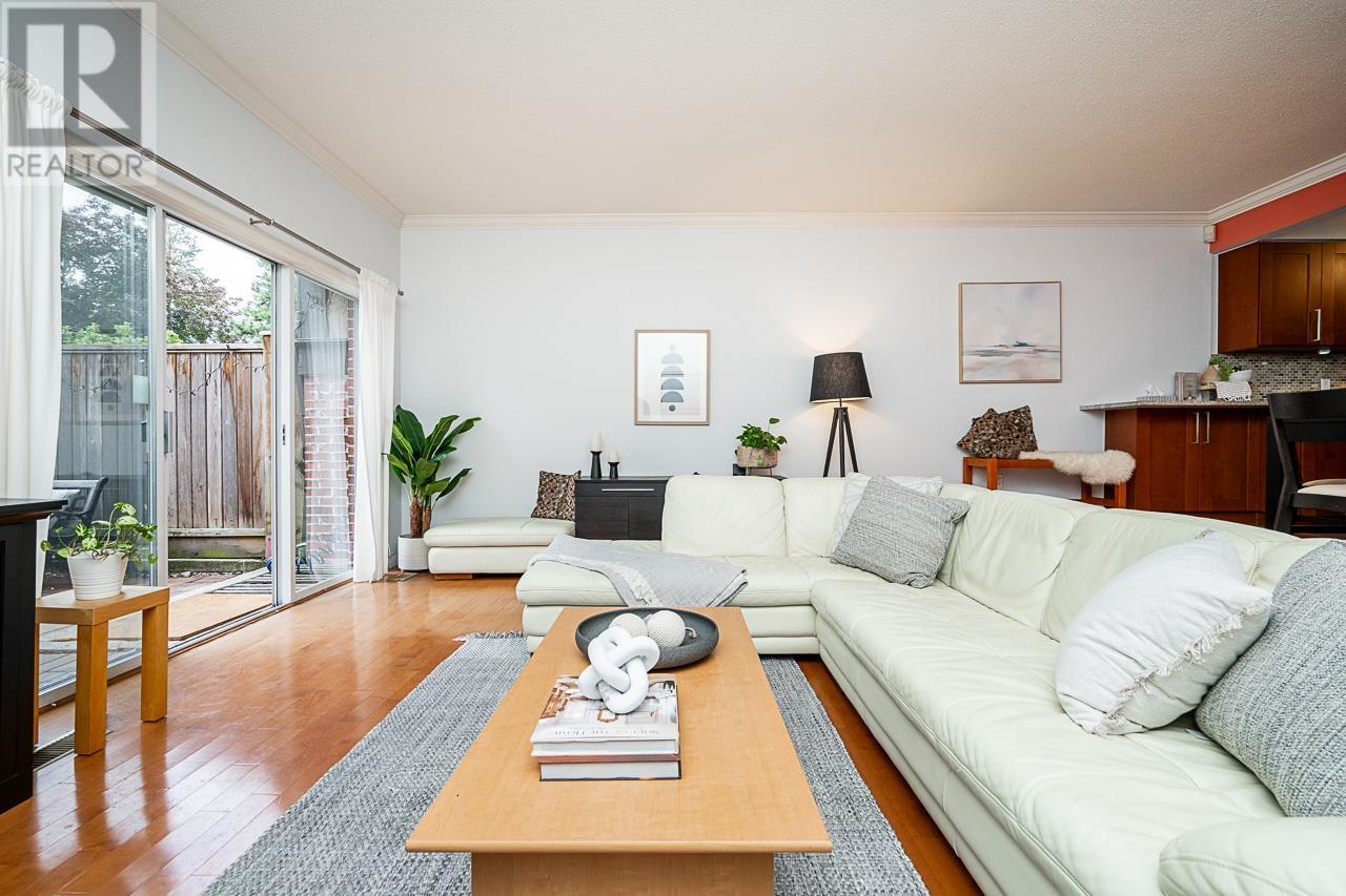 136 3300 Capilano Road, North Vancouver, British Columbia  V7R 4H8 - Photo 2 - R2824181