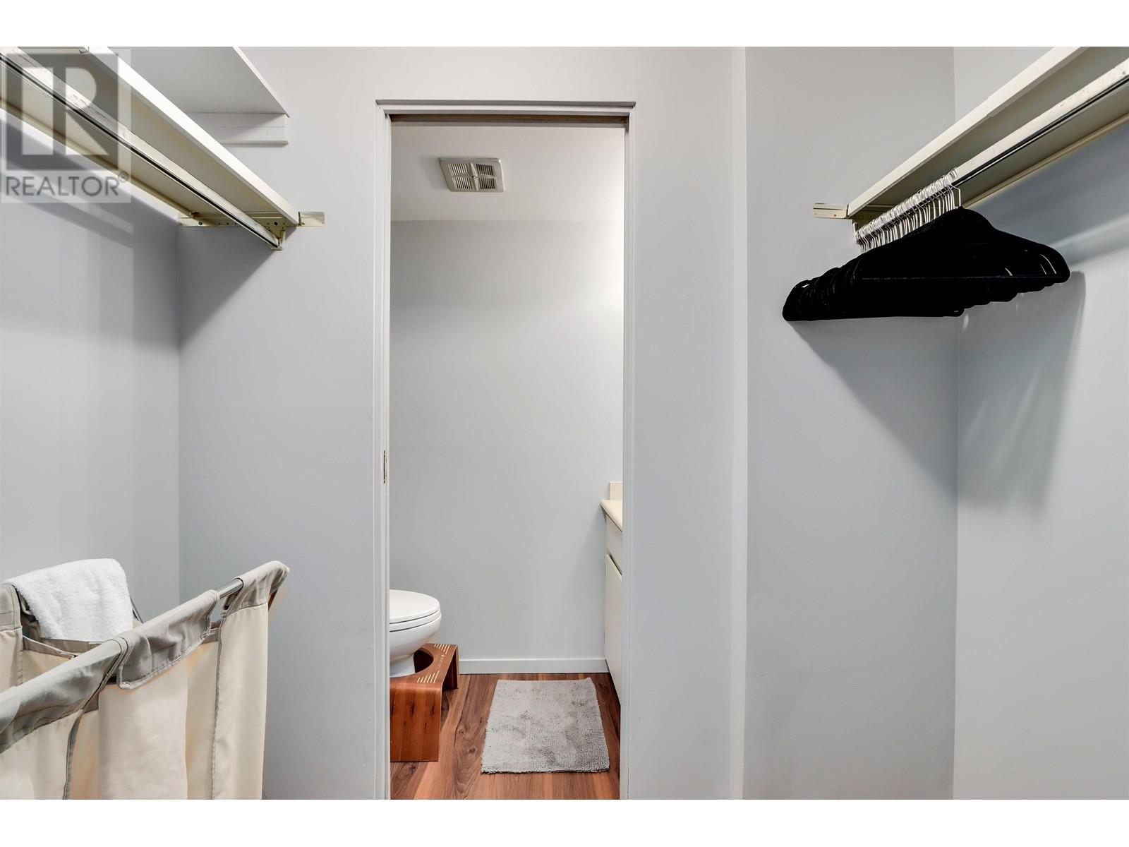 402 2020 Fullerton Avenue, North Vancouver, British Columbia  V7P 3G3 - Photo 18 - R2824191