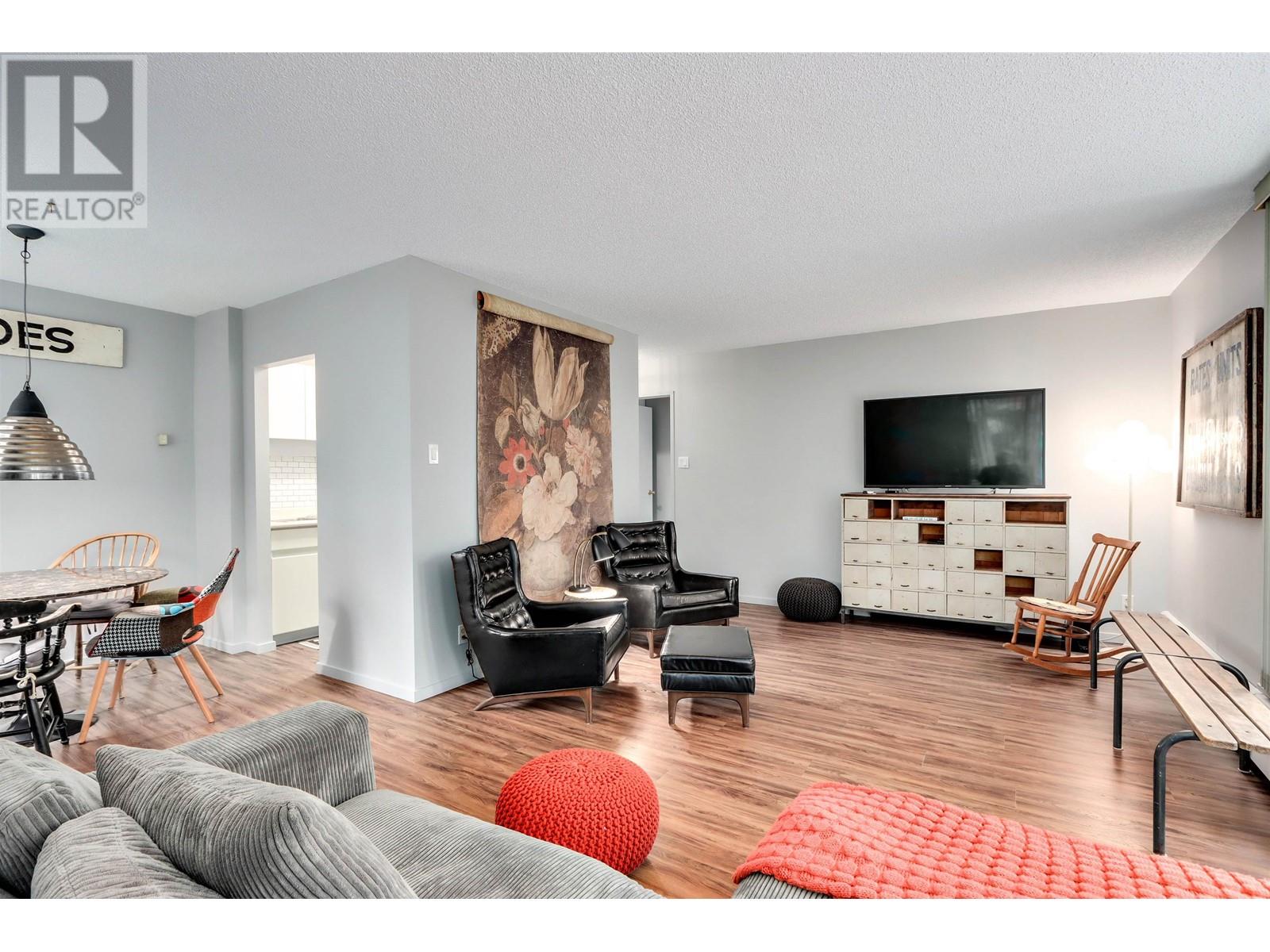 402 2020 Fullerton Avenue, North Vancouver, British Columbia  V7P 3G3 - Photo 5 - R2824191
