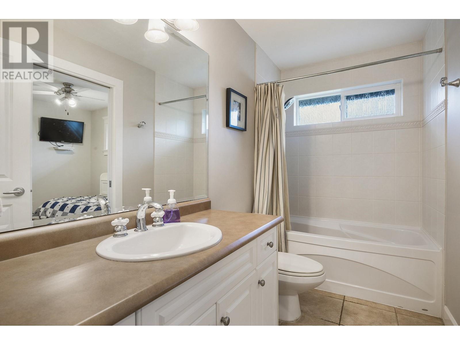 20133 Patterson Avenue, Maple Ridge, British Columbia  V2X 2P5 - Photo 28 - R2824210