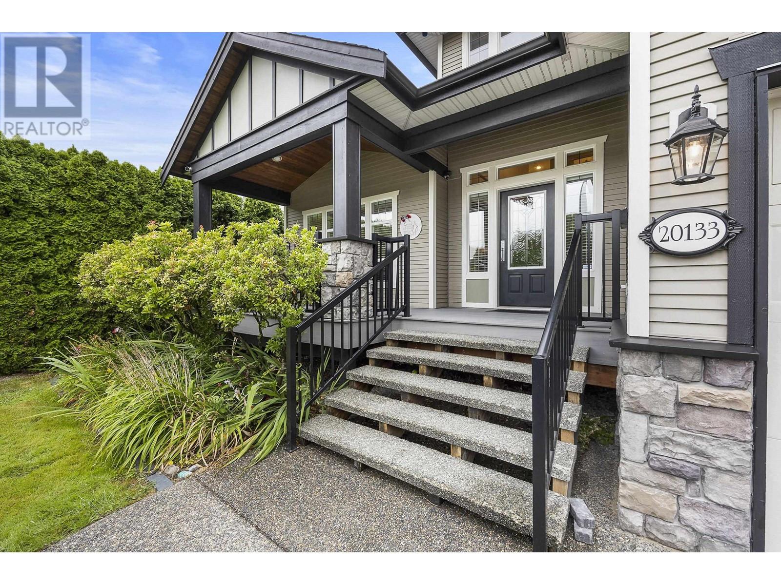 20133 Patterson Avenue, Maple Ridge, British Columbia  V2X 2P5 - Photo 3 - R2824210
