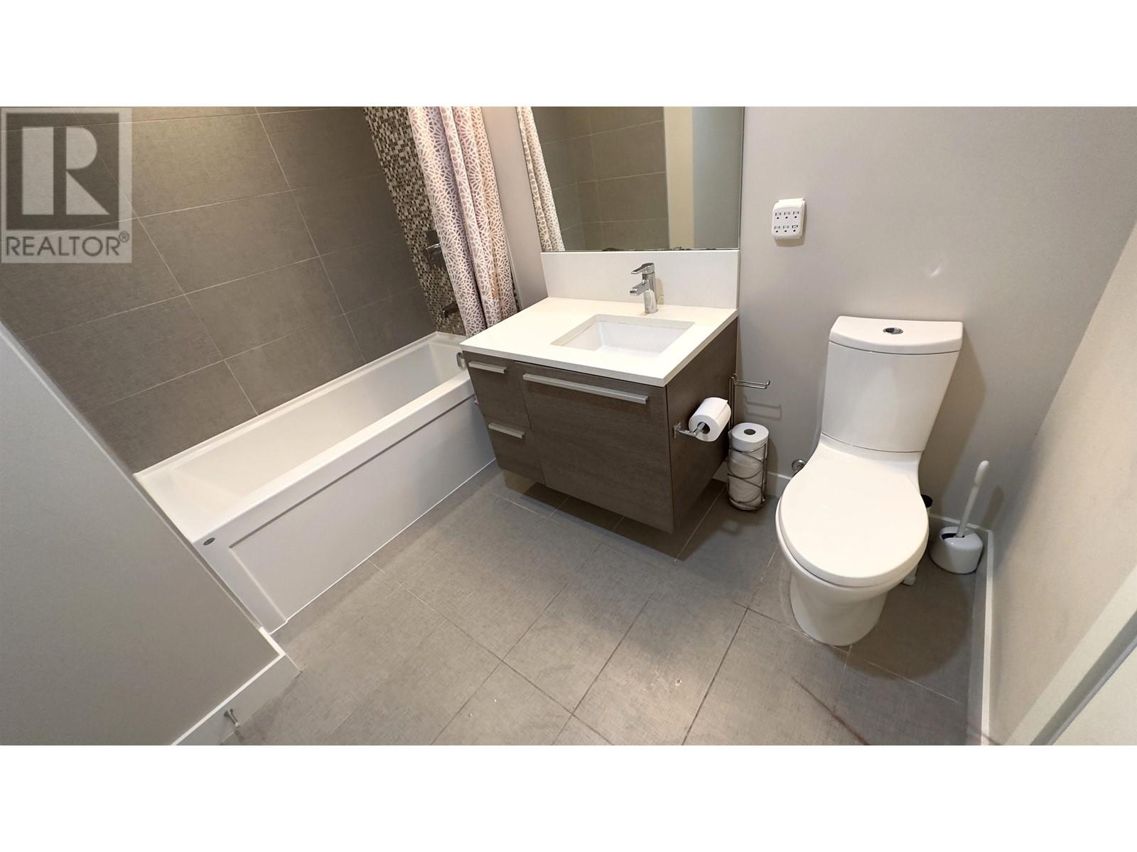 705 2008 Rosser Avenue, Burnaby, British Columbia  V5C 0H8 - Photo 10 - R2824036