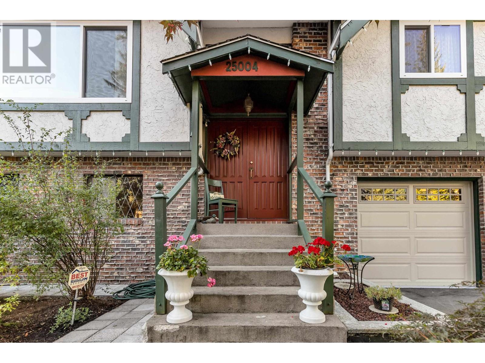 25004 Marshall Avenue, Maple Ridge, British Columbia  V4R 1S4 - Photo 4 - R2816628