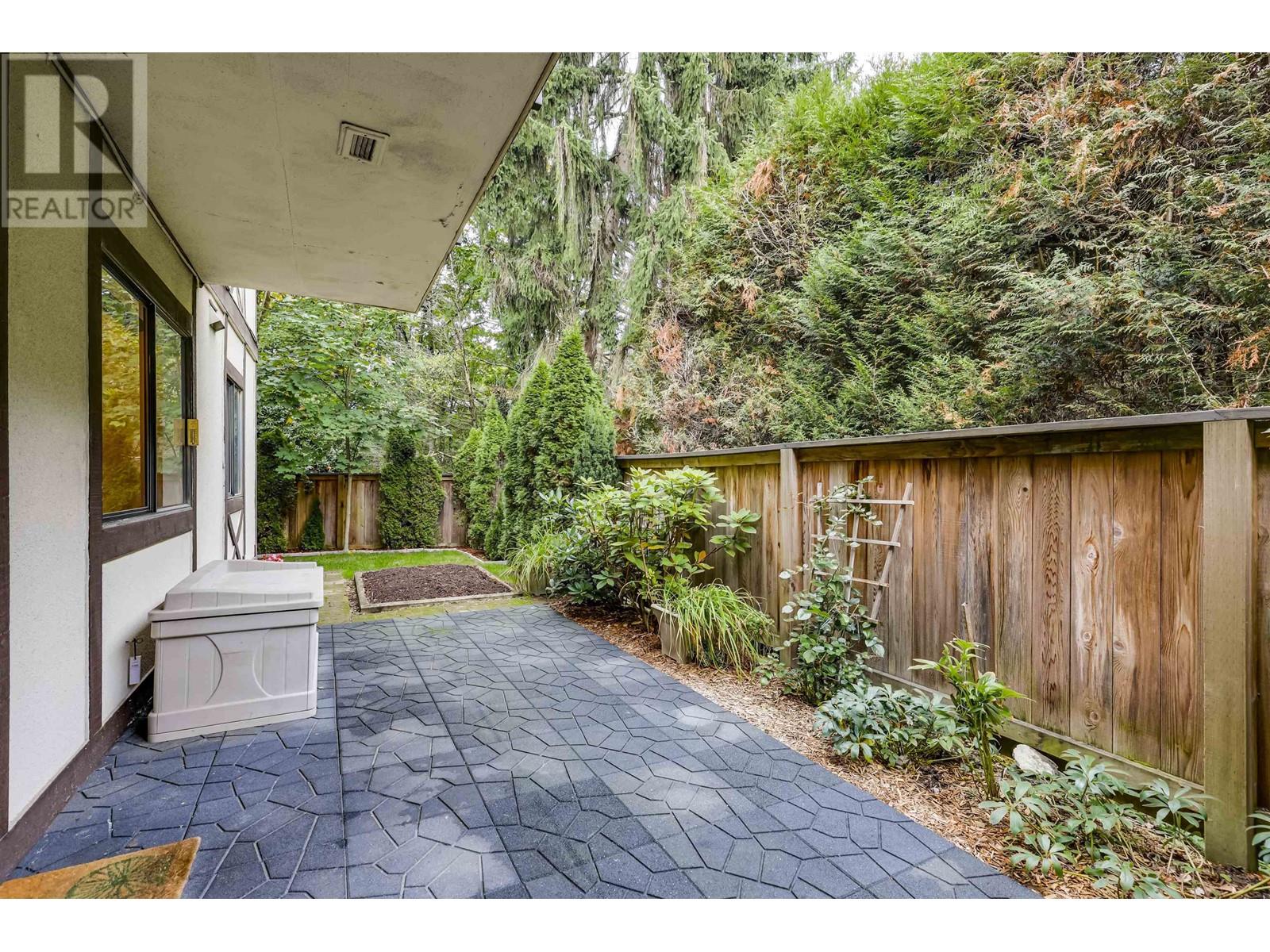 8973 Horne Street, Burnaby, British Columbia  V3N 4J8 - Photo 20 - R2823137