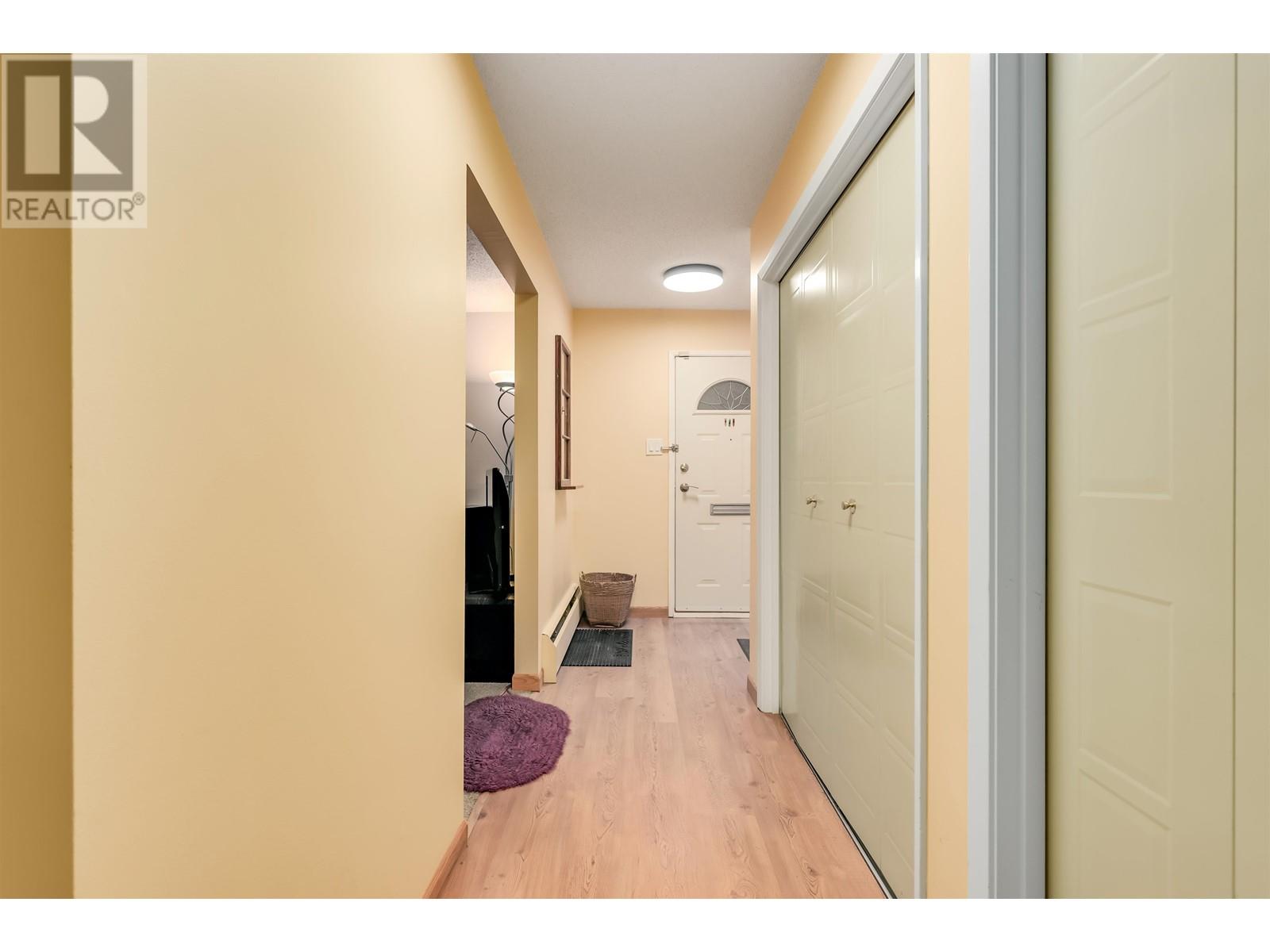 8973 Horne Street, Burnaby, British Columbia  V3N 4J8 - Photo 11 - R2823137