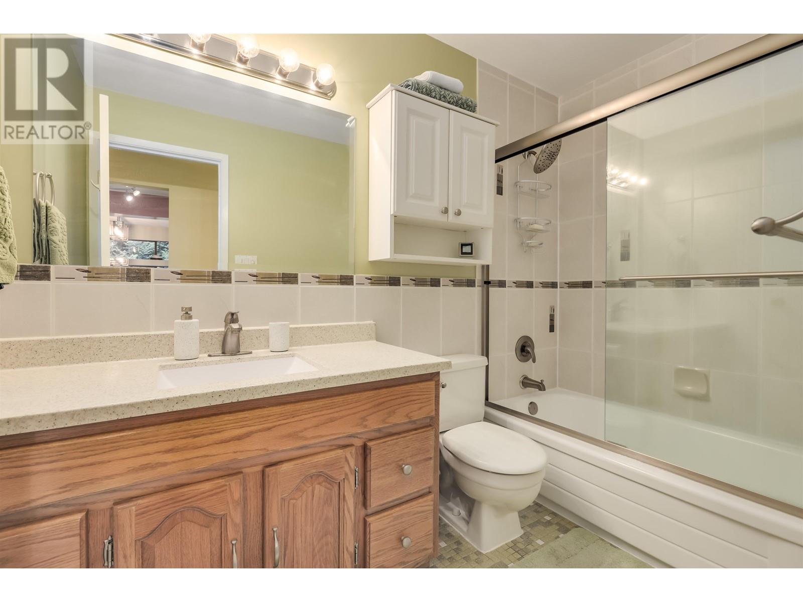 8973 Horne Street, Burnaby, British Columbia  V3N 4J8 - Photo 18 - R2823137