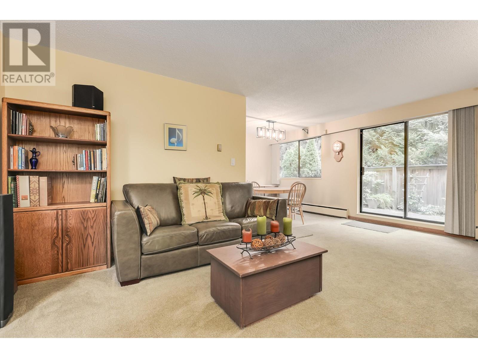 8973 Horne Street, Burnaby, British Columbia  V3N 4J8 - Photo 3 - R2823137