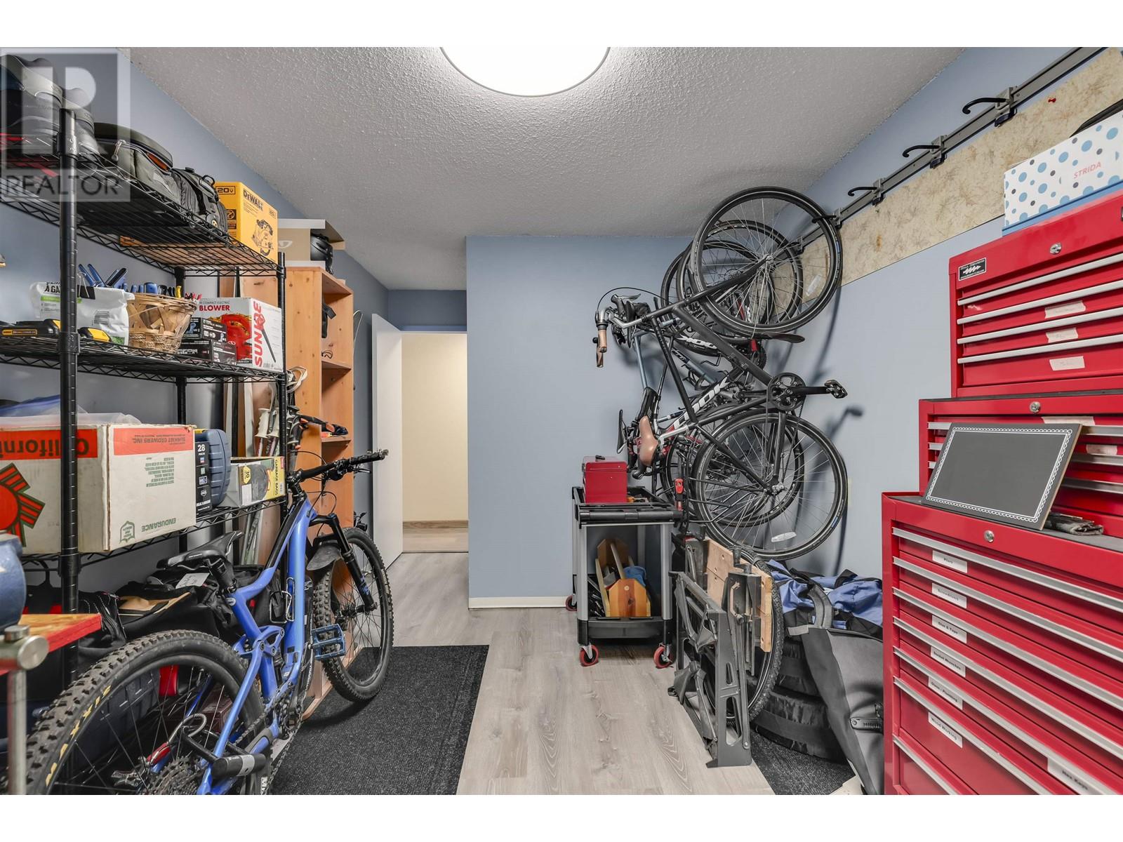 8973 Horne Street, Burnaby, British Columbia  V3N 4J8 - Photo 17 - R2823137