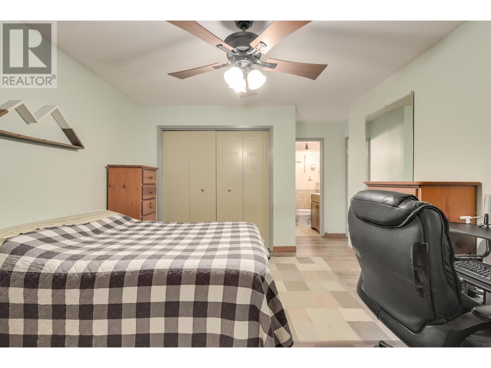 8973 Horne Street, Burnaby, British Columbia  V3N 4J8 - Photo 14 - R2823137