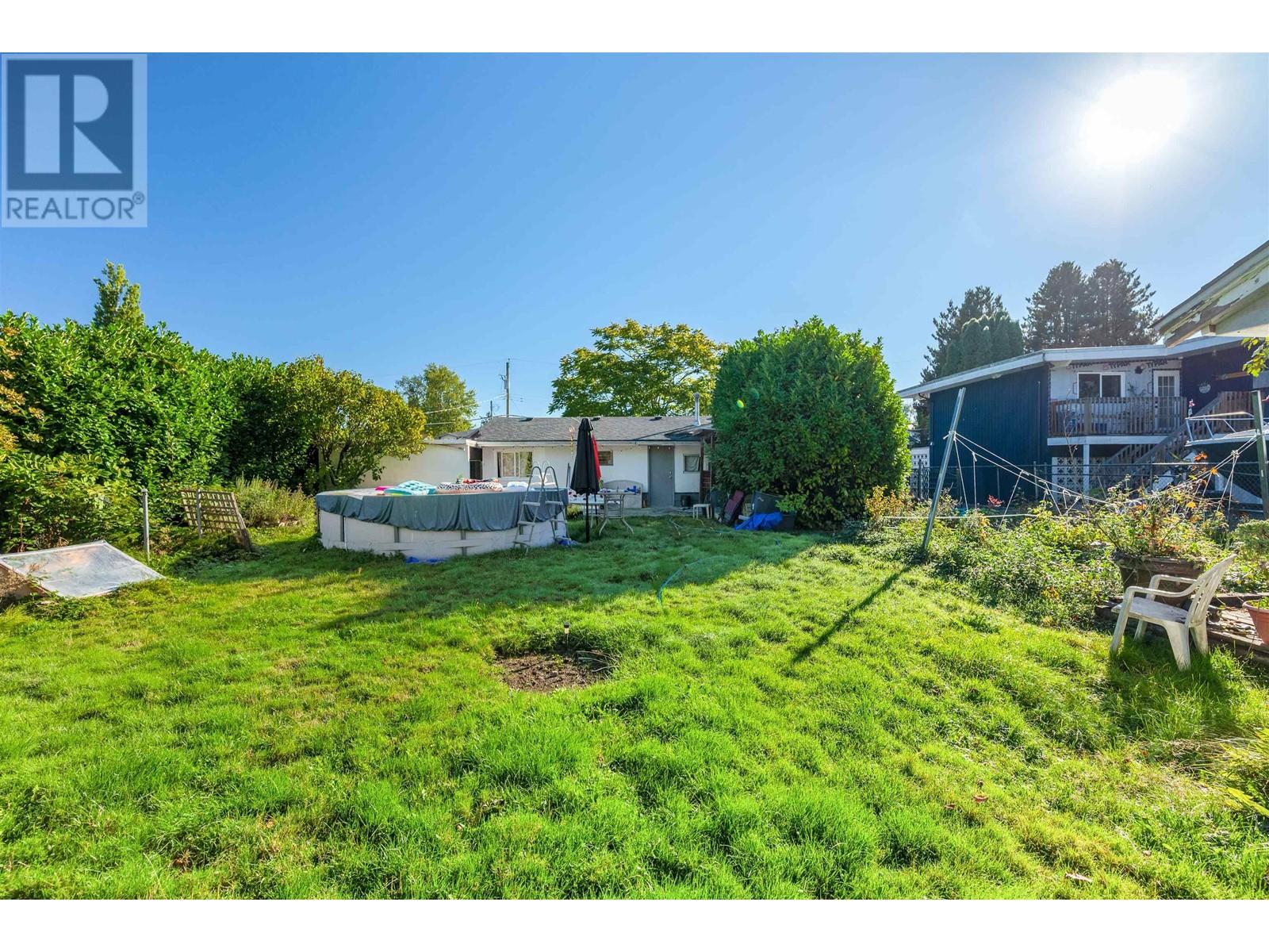 11865 Stephens Street, Maple Ridge, British Columbia  V2X 6S2 - Photo 13 - R2824047