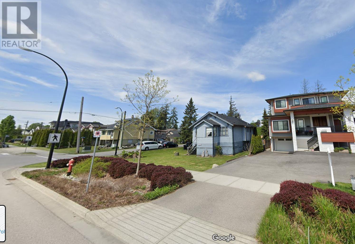 1311 Ewen Avenue, New Westminster, British Columbia  V3M 5E6 - Photo 29 - R2822336