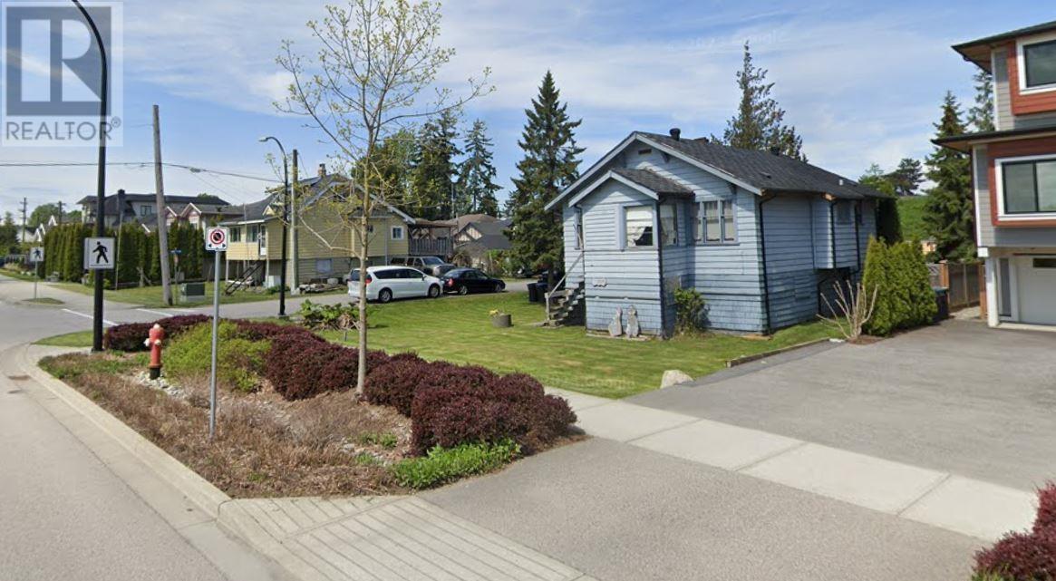 1311 Ewen Avenue, New Westminster, British Columbia  V3M 5E6 - Photo 32 - R2822336