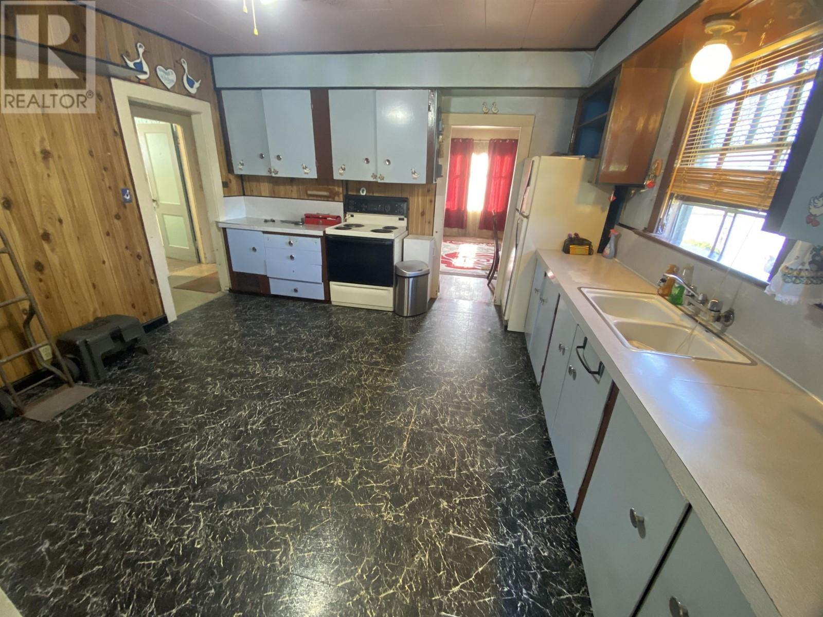 1311 Ewen Avenue, New Westminster, British Columbia  V3M 5E6 - Photo 5 - R2822336