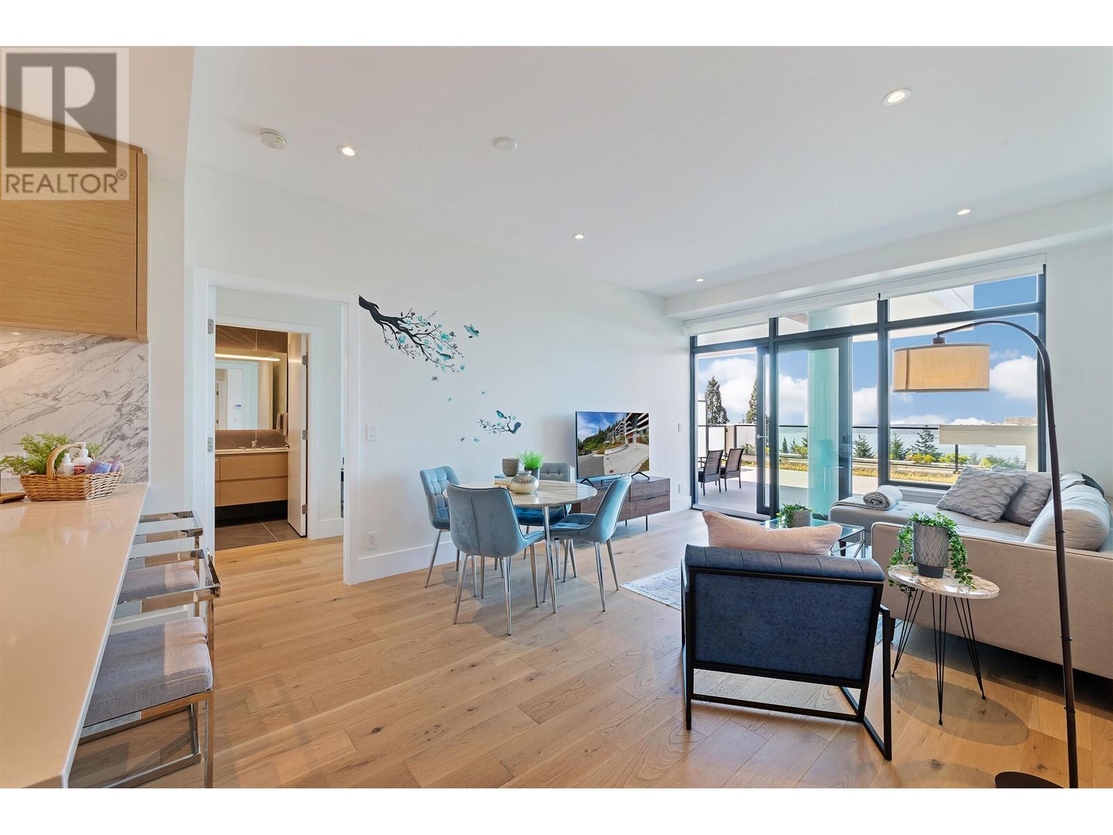 306 3101 BURFIELD PLACE, west vancouver, British Columbia
