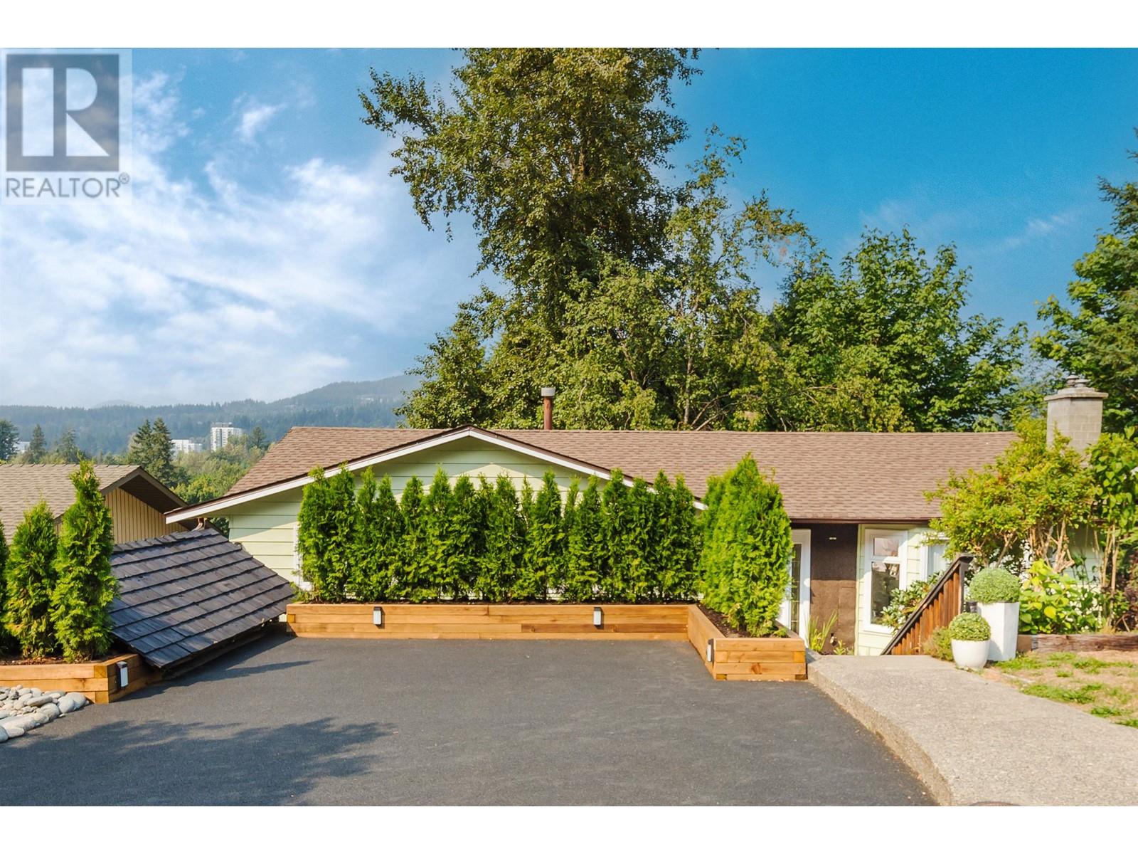 1041 Buoy Drive, Coquitlam, British Columbia  V3H 3M3 - Photo 16 - R2822454